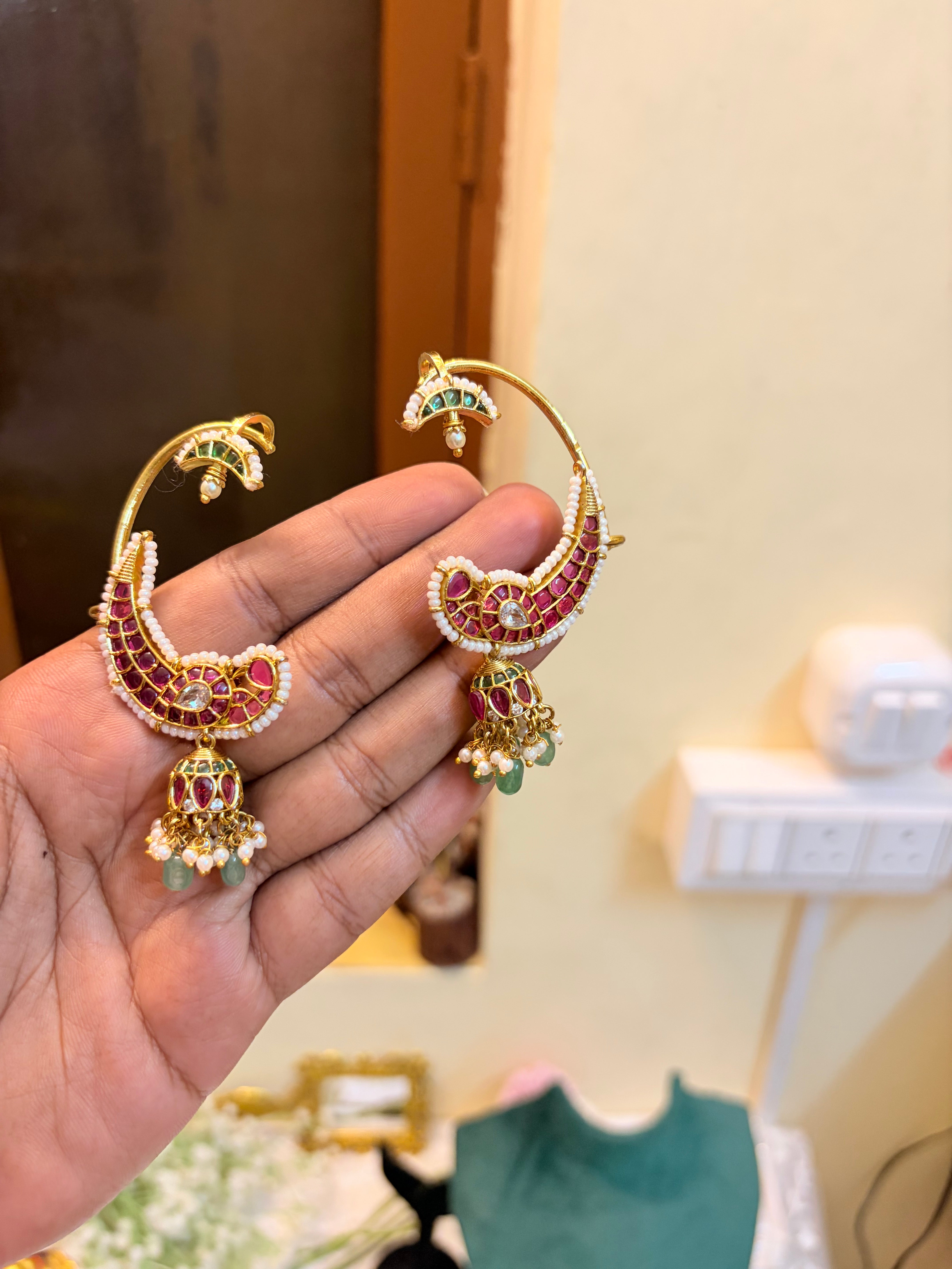 Real kemp stones earcuff Jhumka