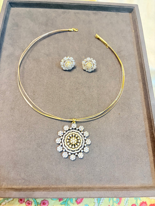 Sleek Diamond replica set with Italian hasli