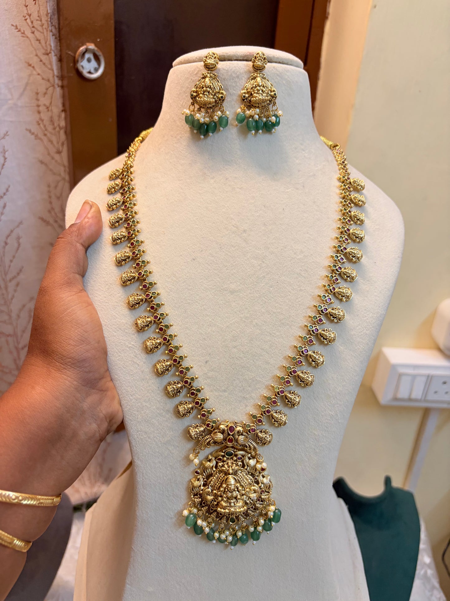 Gold antique finish Lakshmi haram