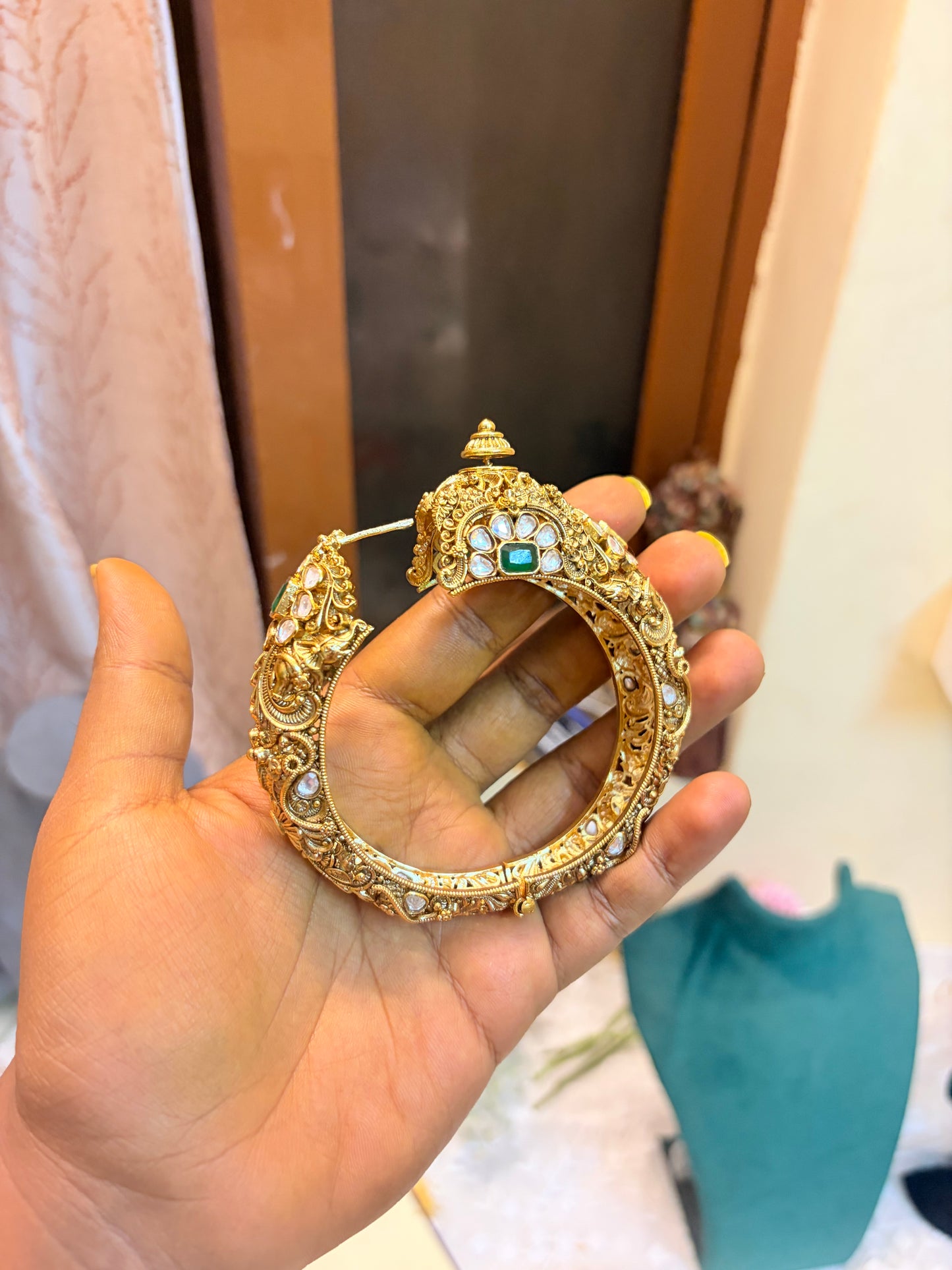 Heritage Moissanite Kundan jadau gold antique kada