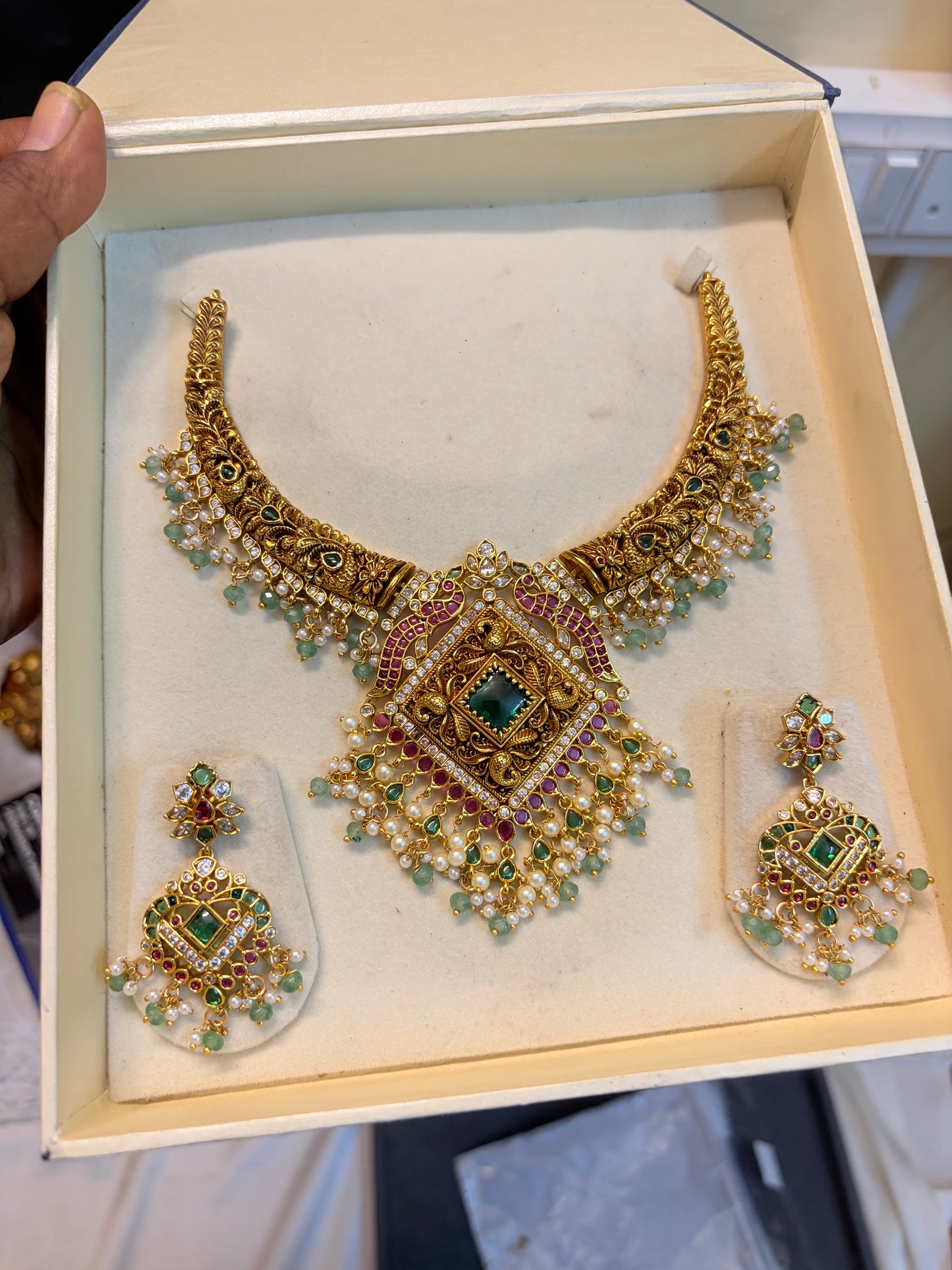 Heritage gold antique kanti necklace set