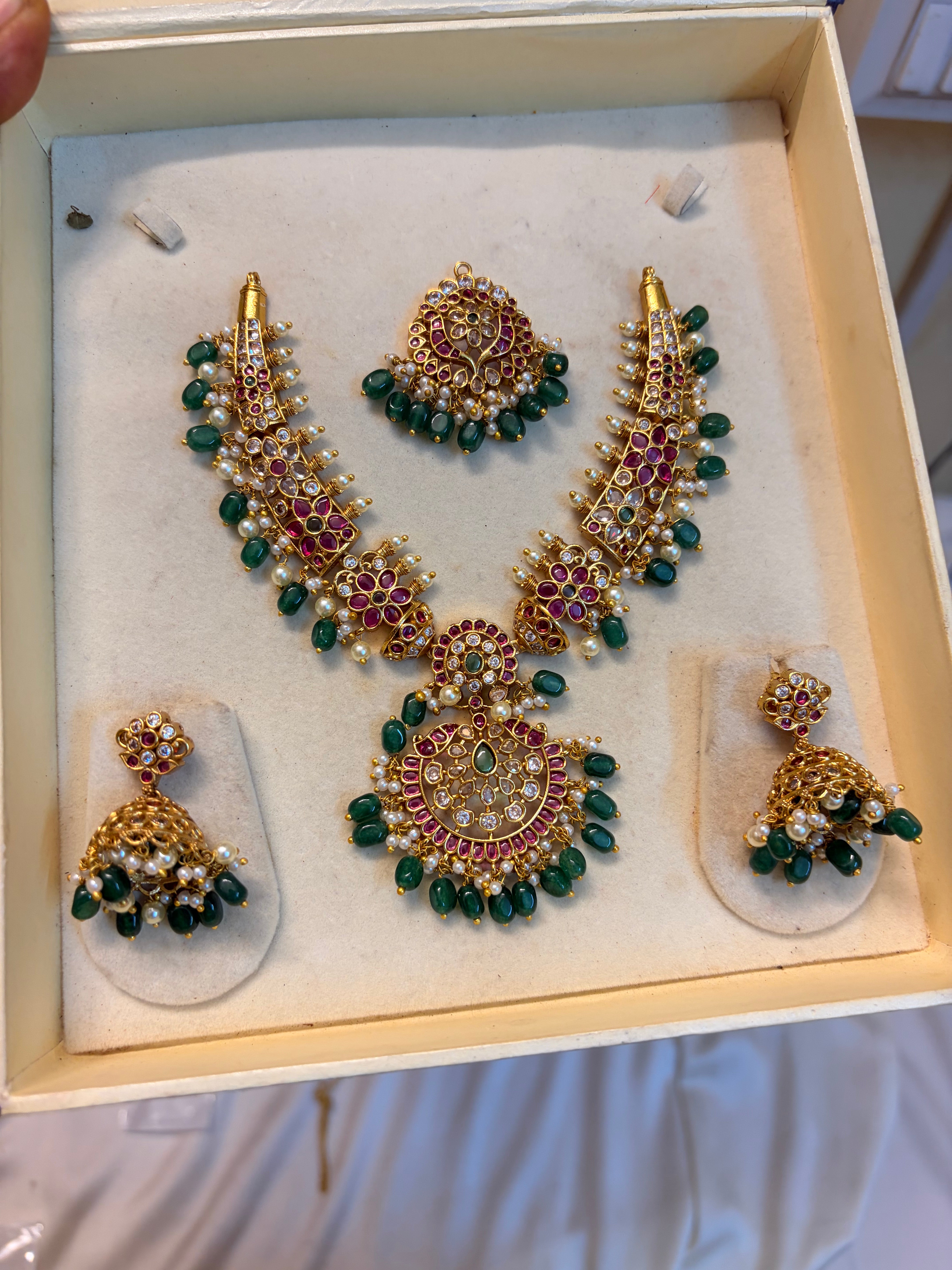 Real kemp stones jadau necklace set premium quality with detachable pendant