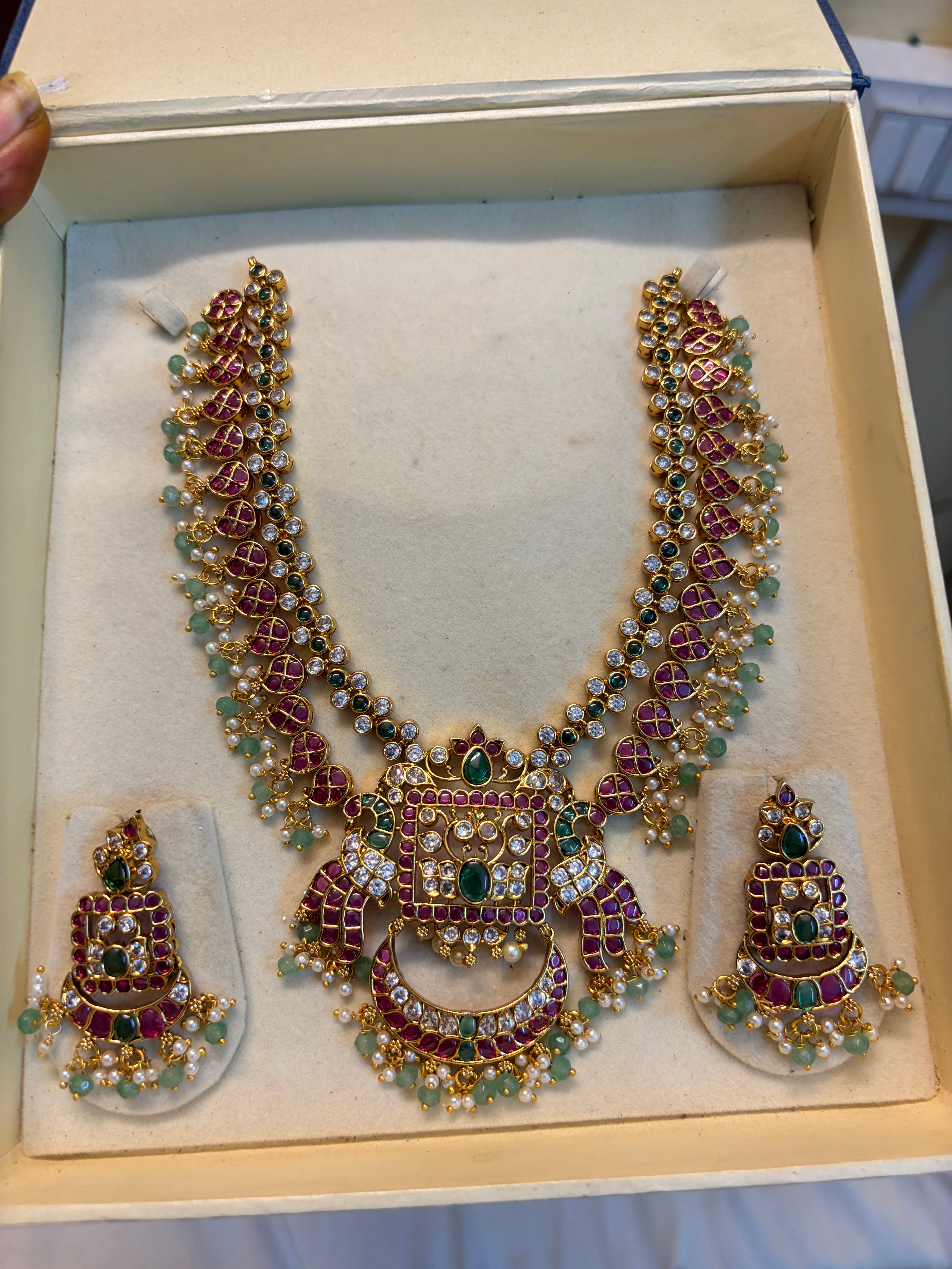 Heritage jadau Kundan kemp stones double layer necklace set