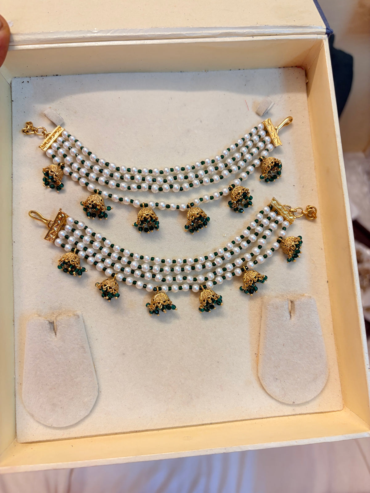 Emerald beads pearl earchain