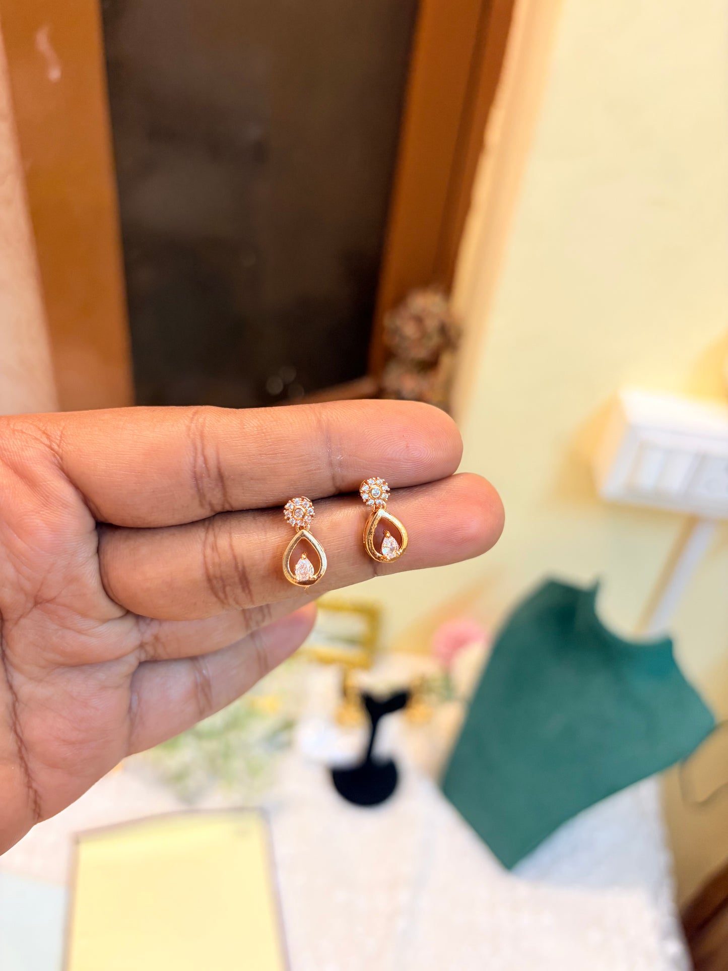 Cz rose gold stud