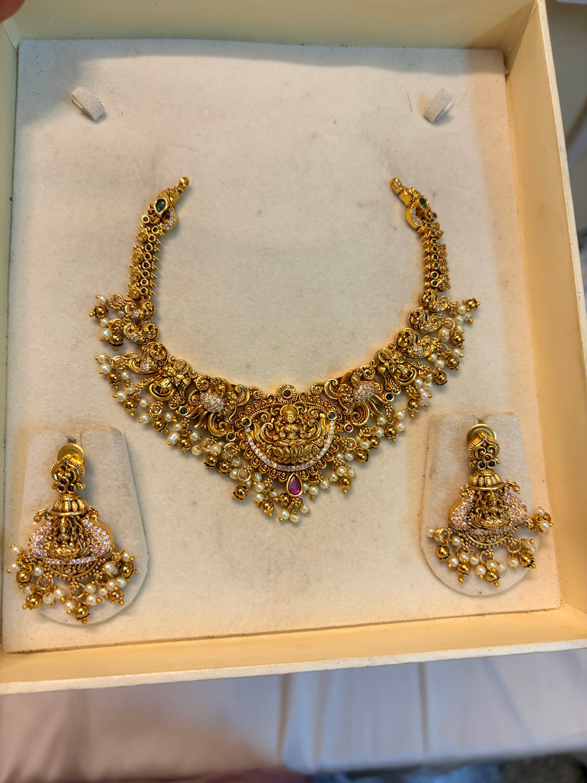 Gold Nakshi jadau necklace set premium quality with pearl accents