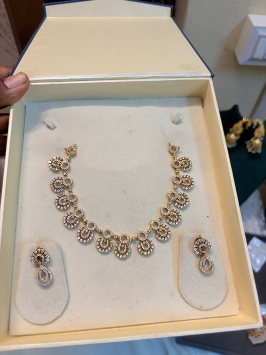 Luxury Cz spiral Drop jadau necklace set
