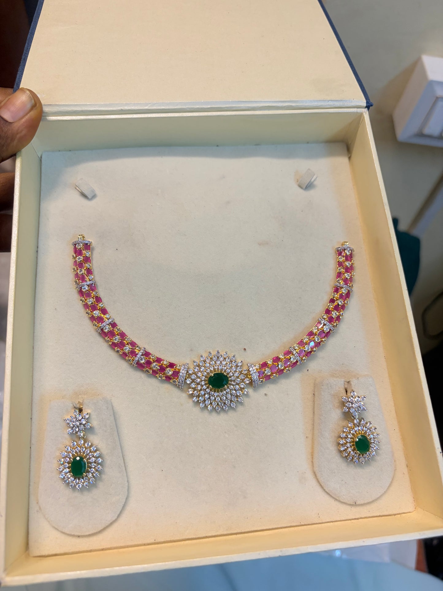 Gj polish jadau necklace set