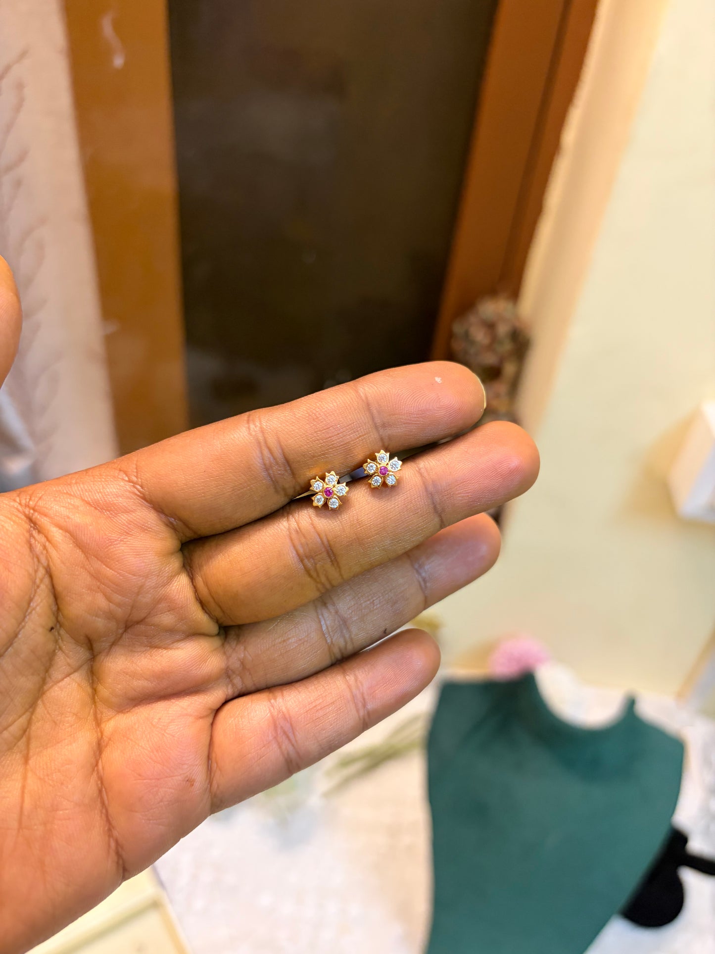 Panchaloham daily wear screw back stud