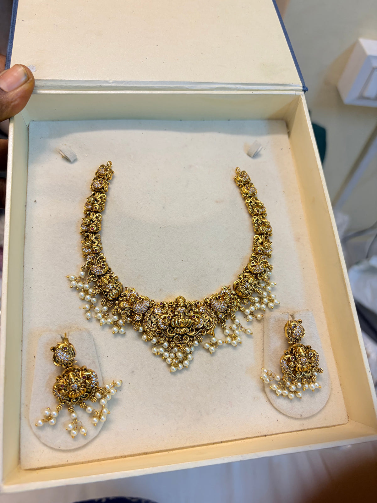 Gold Nakshi jadau necklace set