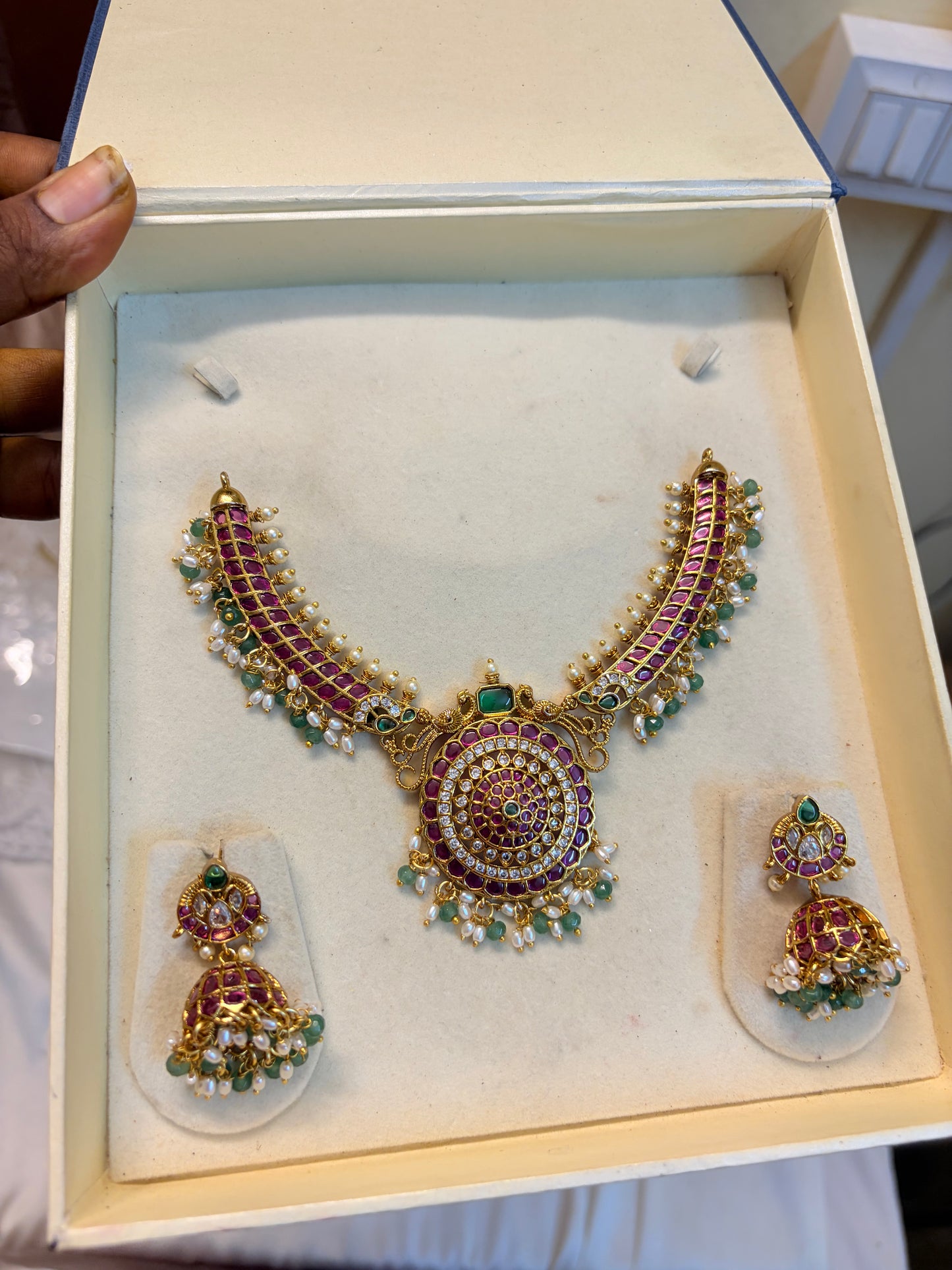 Real kemp stones jadau necklace set