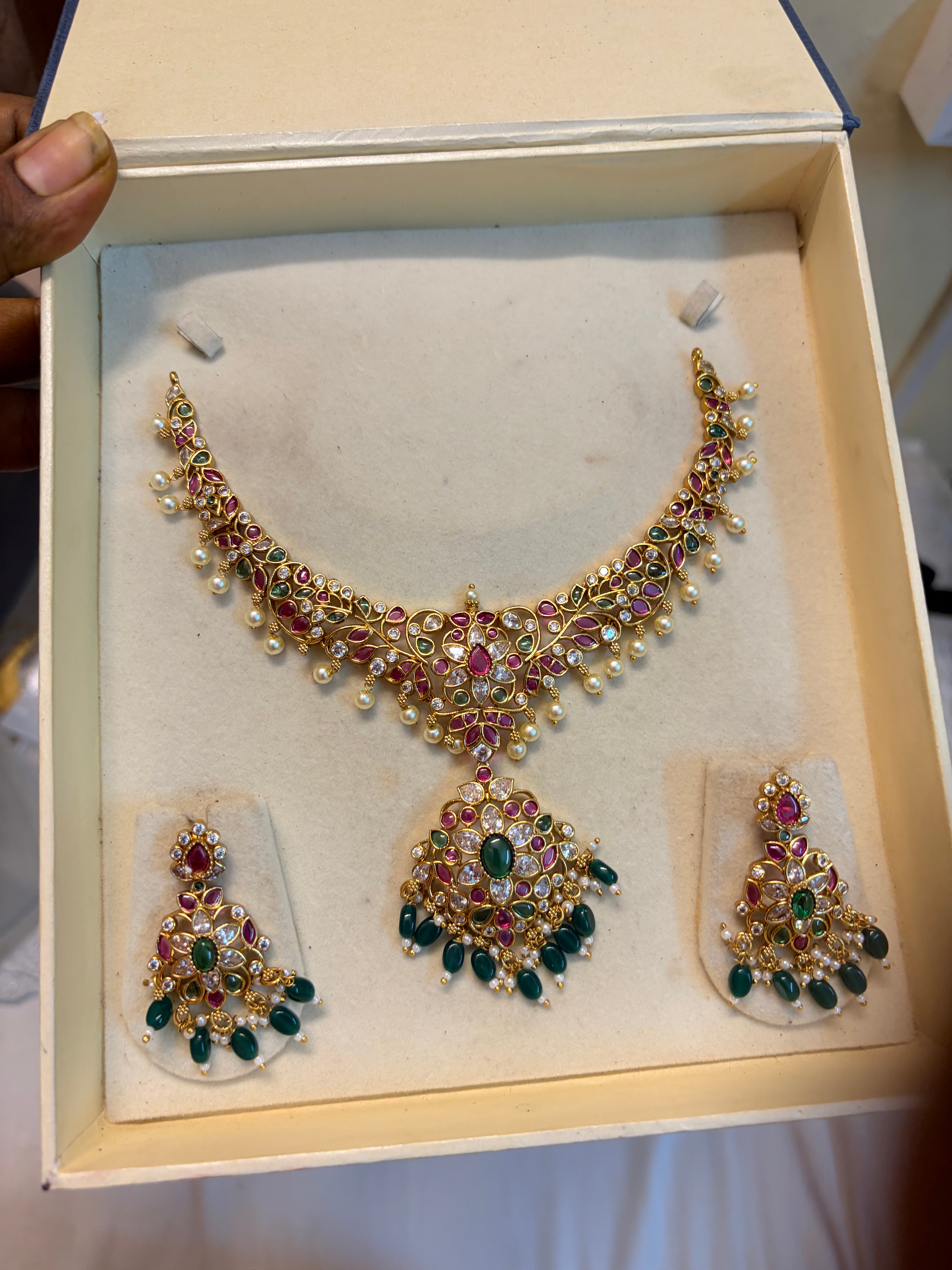 Real kemp stones jadau necklace set