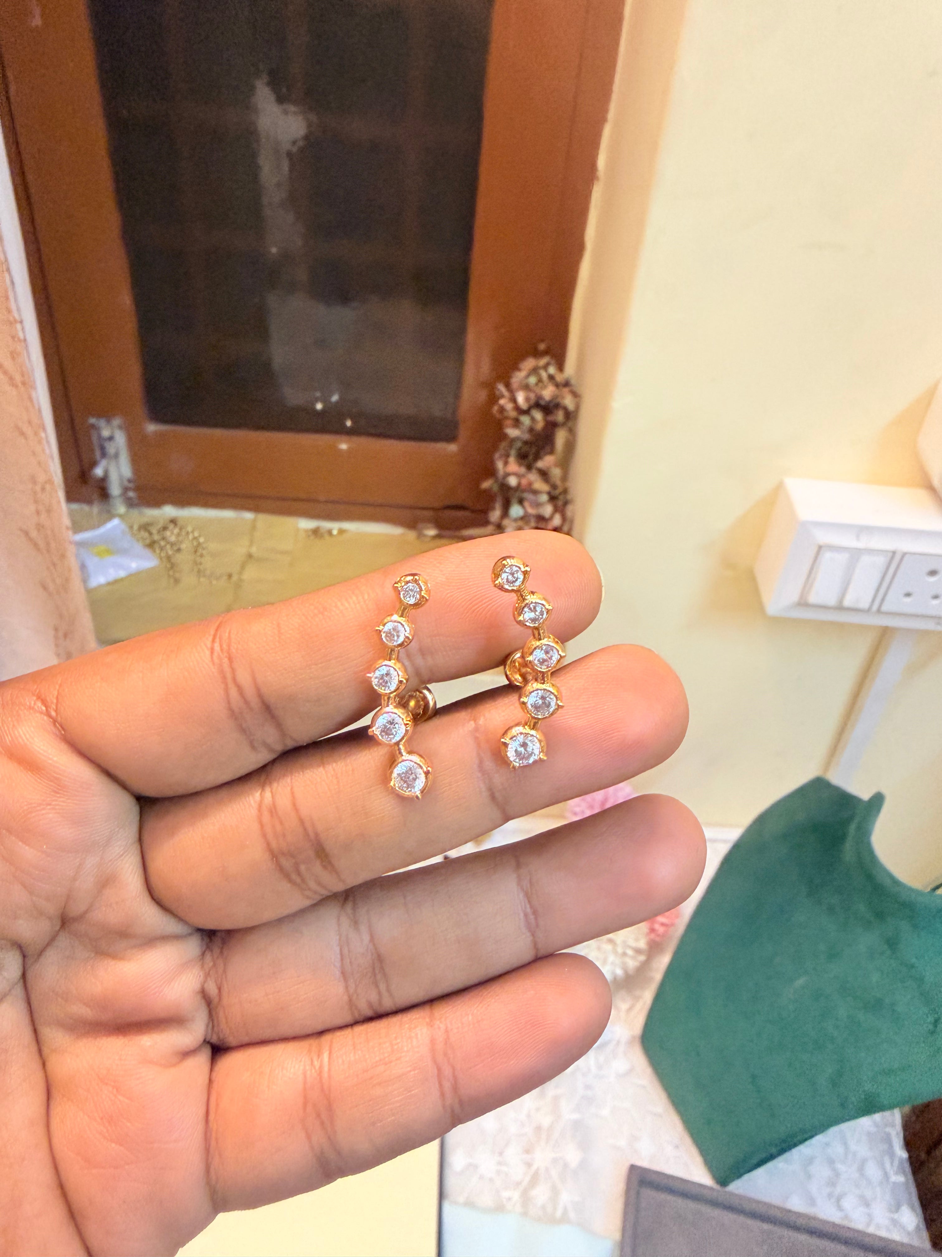 Panchaloham Cz stone earcuff/ Daily wear screw back waddy