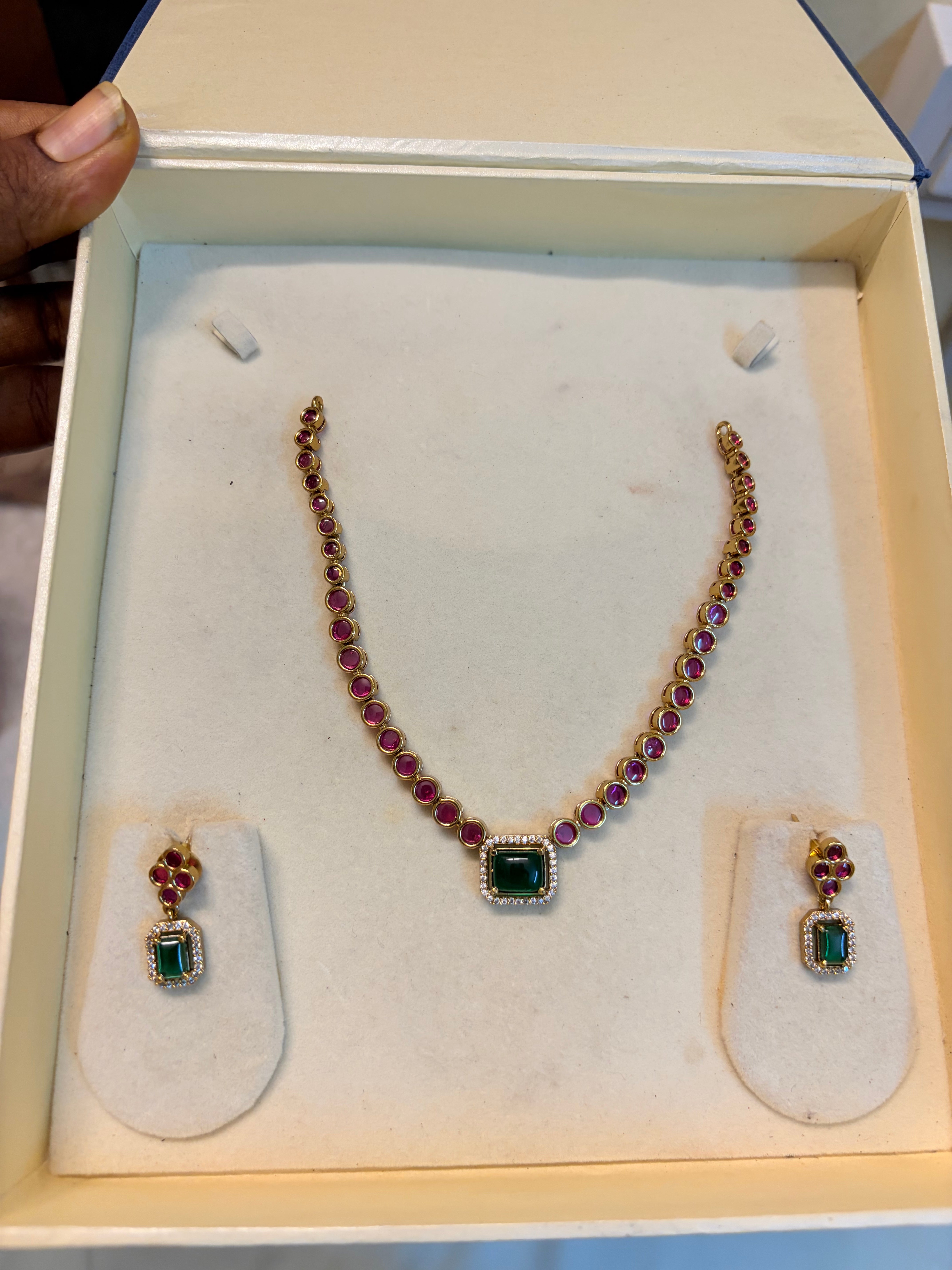 Elegant kemp stones jadau necklace set