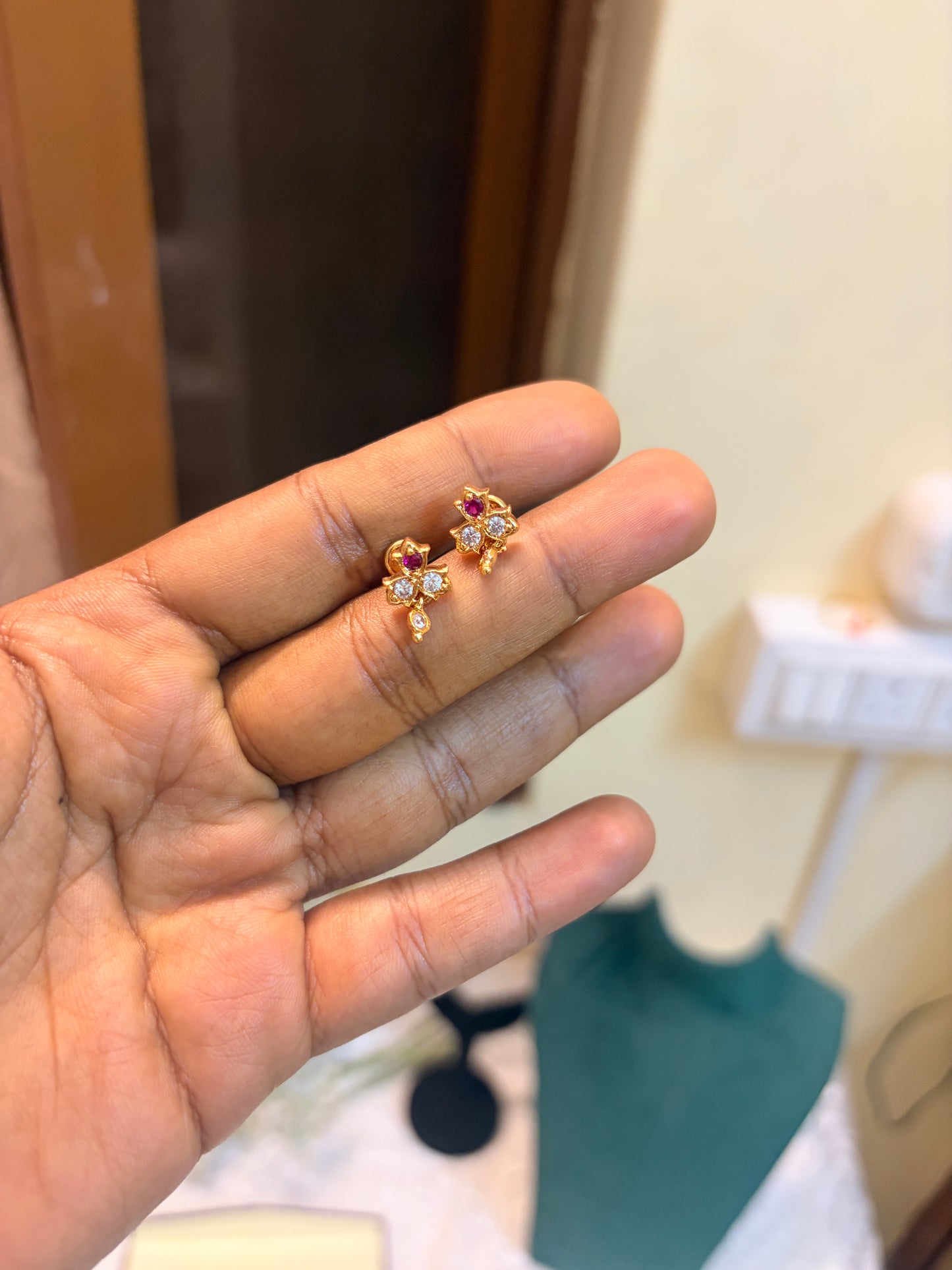 Panchaloham daily wear screw back drop stud