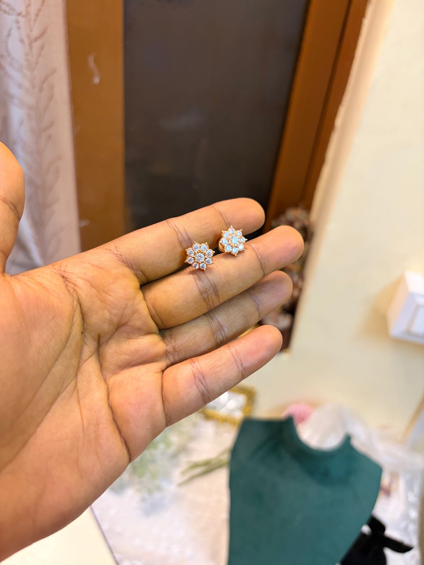 Panchaloham daily wear screw back stud