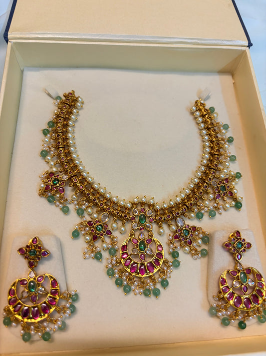 Kemp stones Guttapusalu necklace set