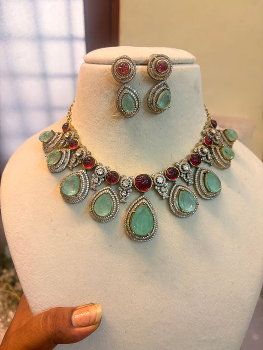 Bold Exquisite Moissanite jadau necklace set