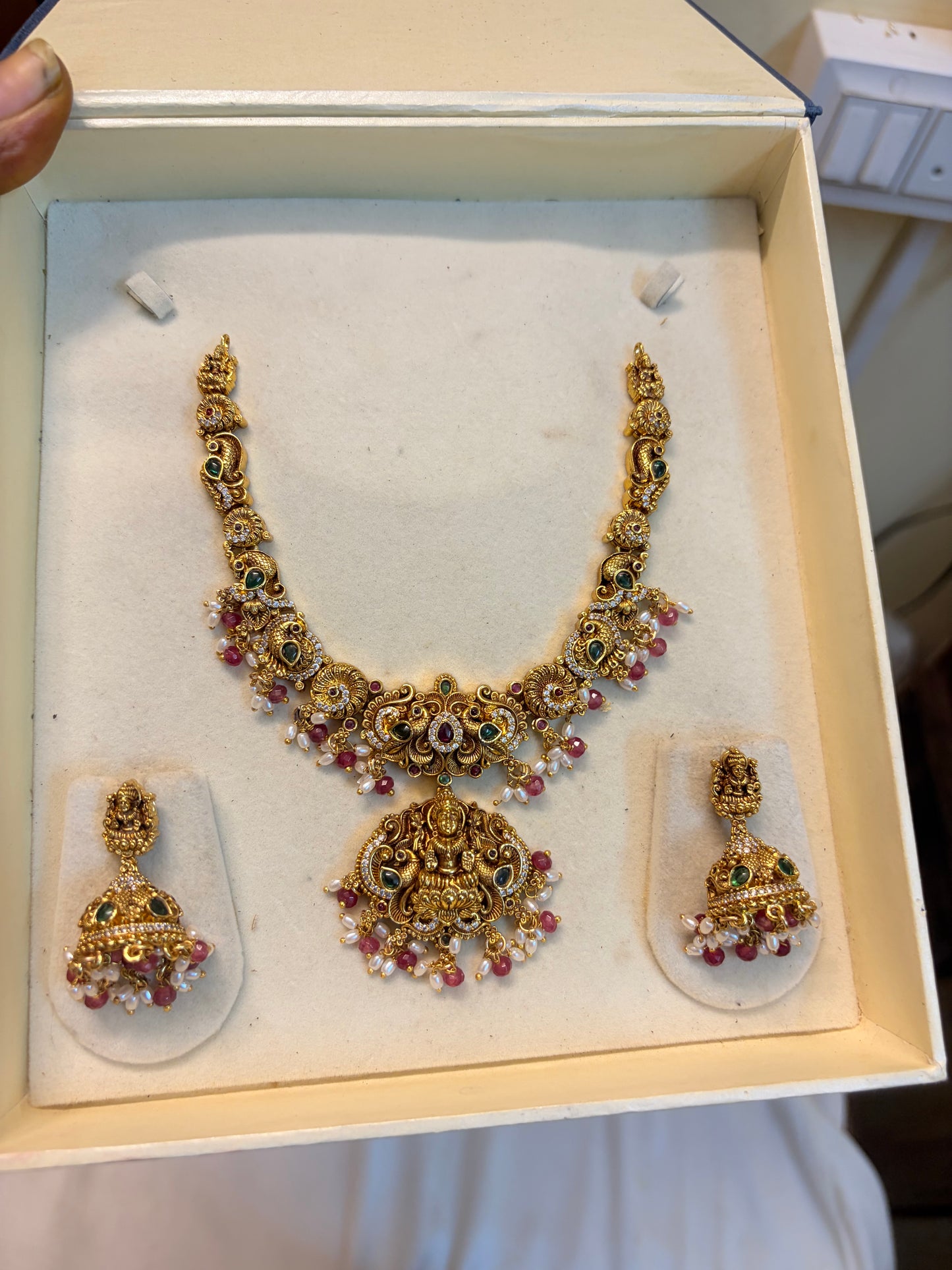 Gold Nakshi jadau necklace set
