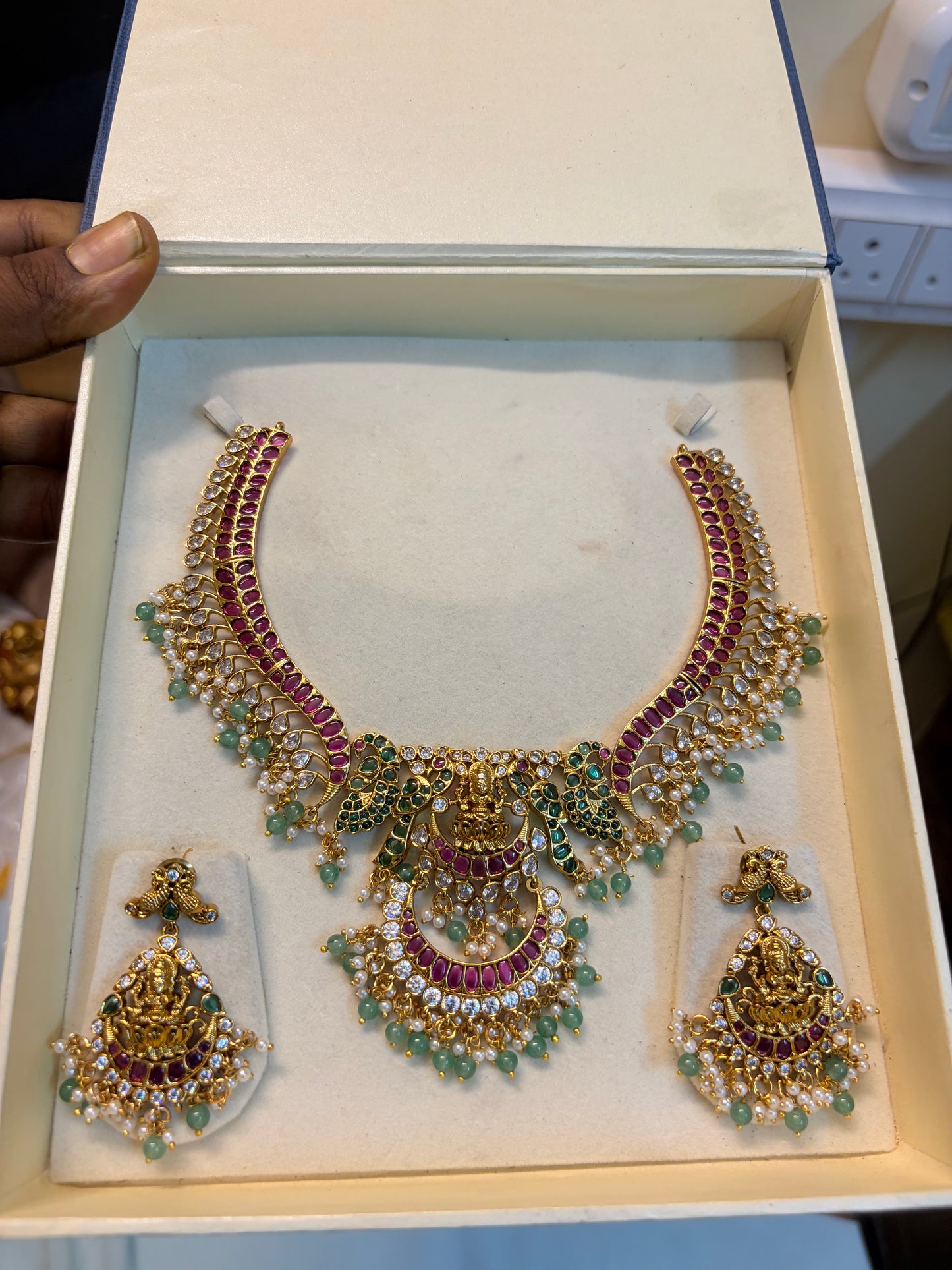Lakshmi kemp stones jadau Kundan necklace set