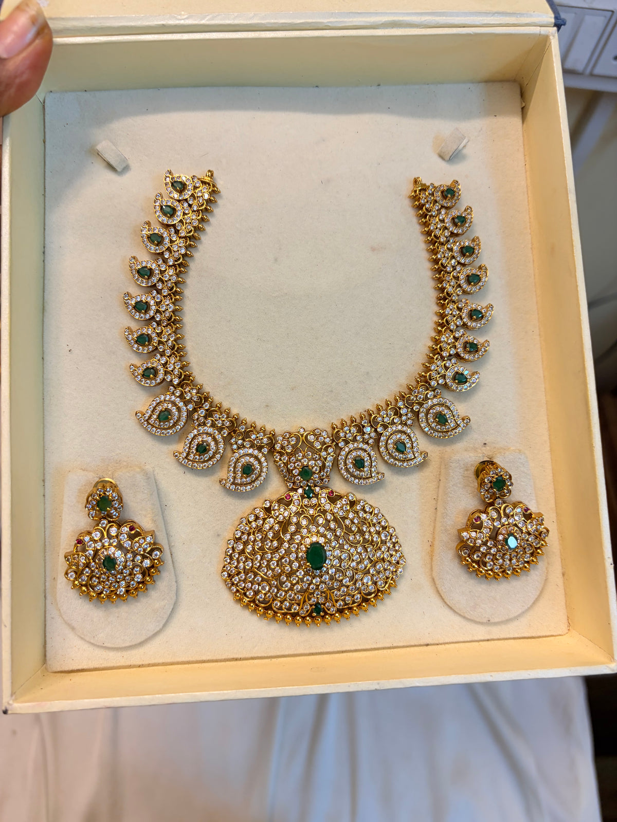 Emeral AD stones mango jadau necklace set