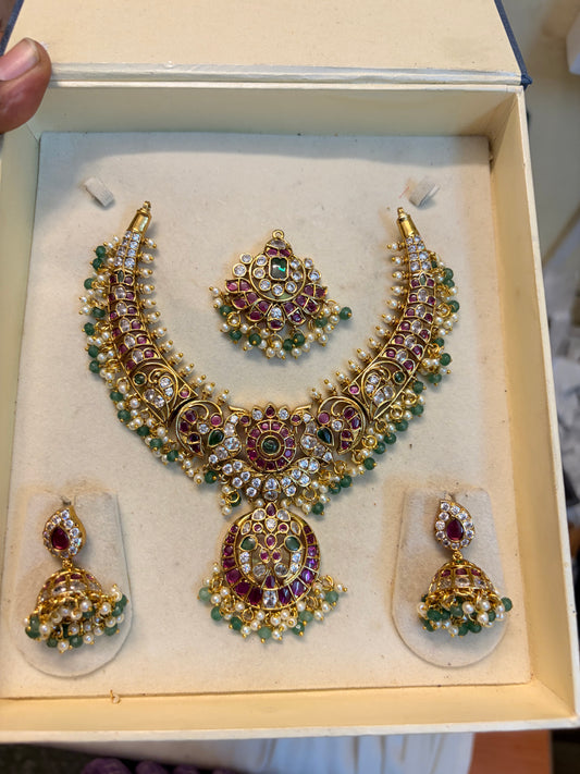 Real kemp stones jadau necklace set premium quality with detachable pendant