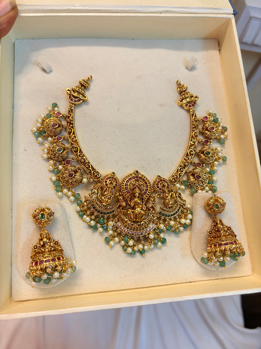 Gold inspired gold antique finish jadau necklace set