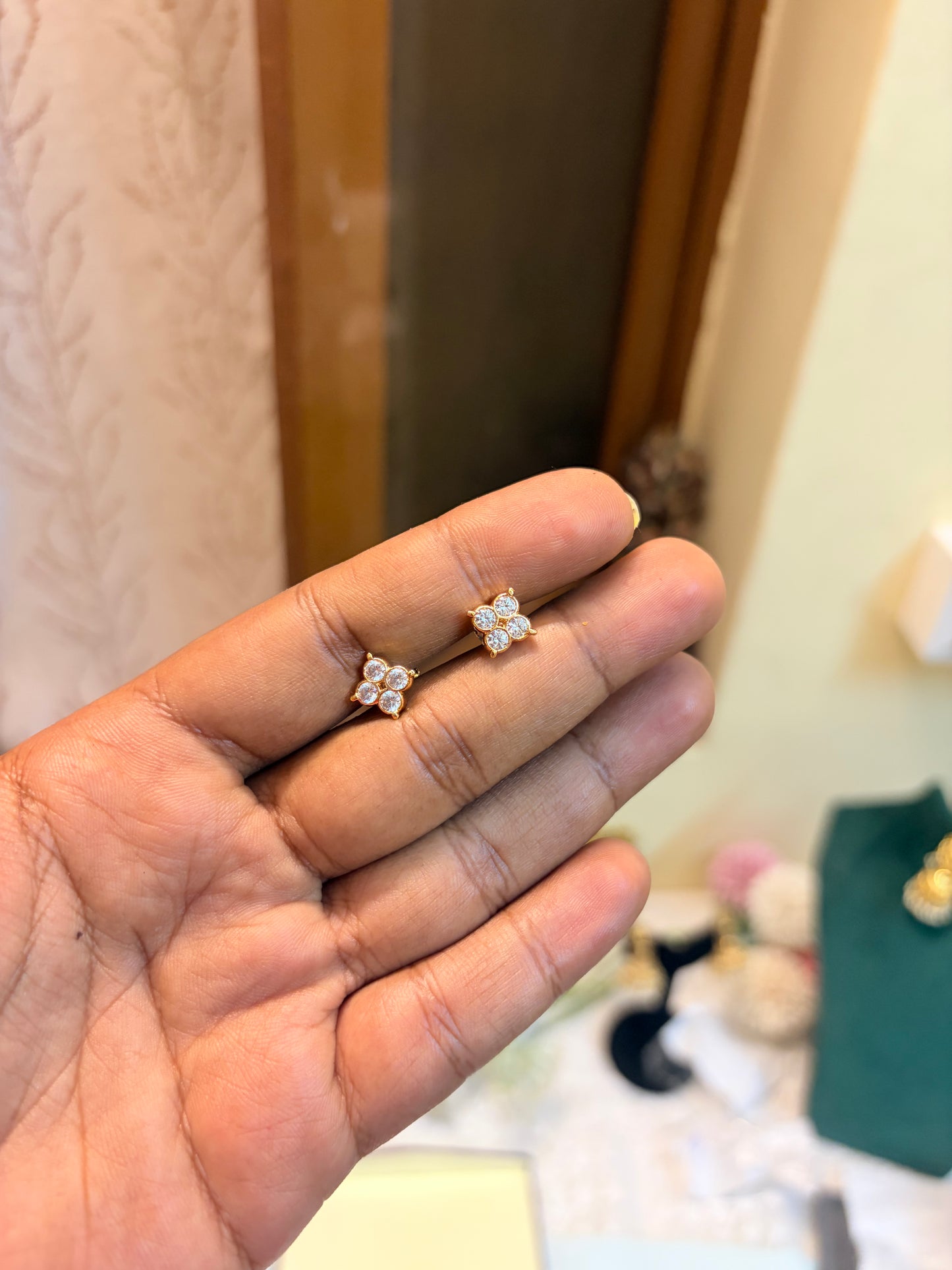 Panchaloham daily wear screw back stud
