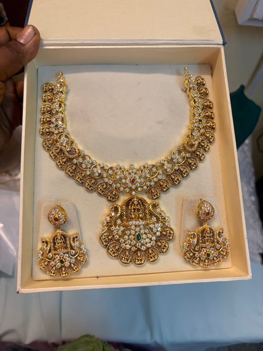 Gold inspired Diamond cut jadau necklace set premium quality