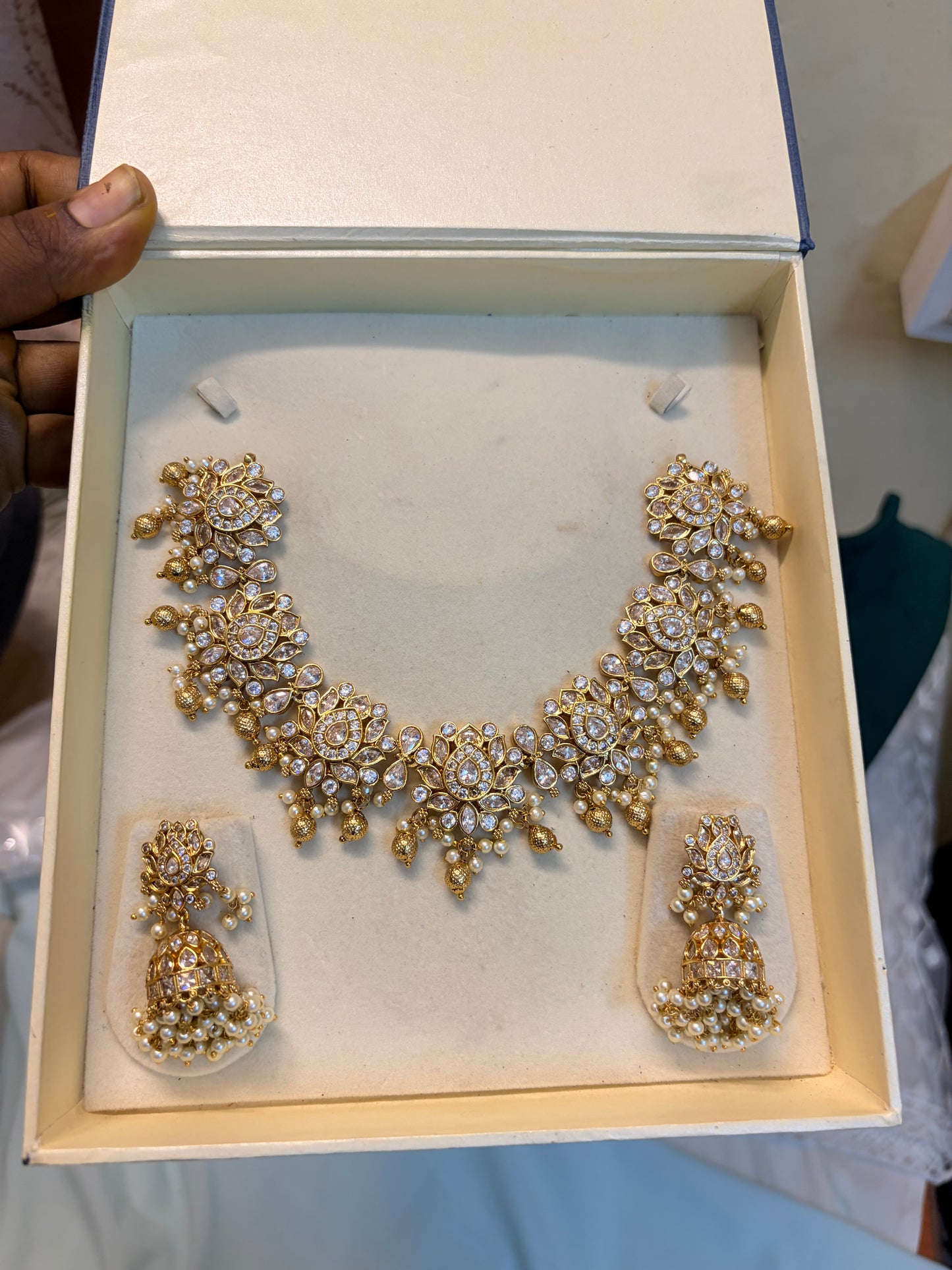 Lotus jadau Kundan necklace set