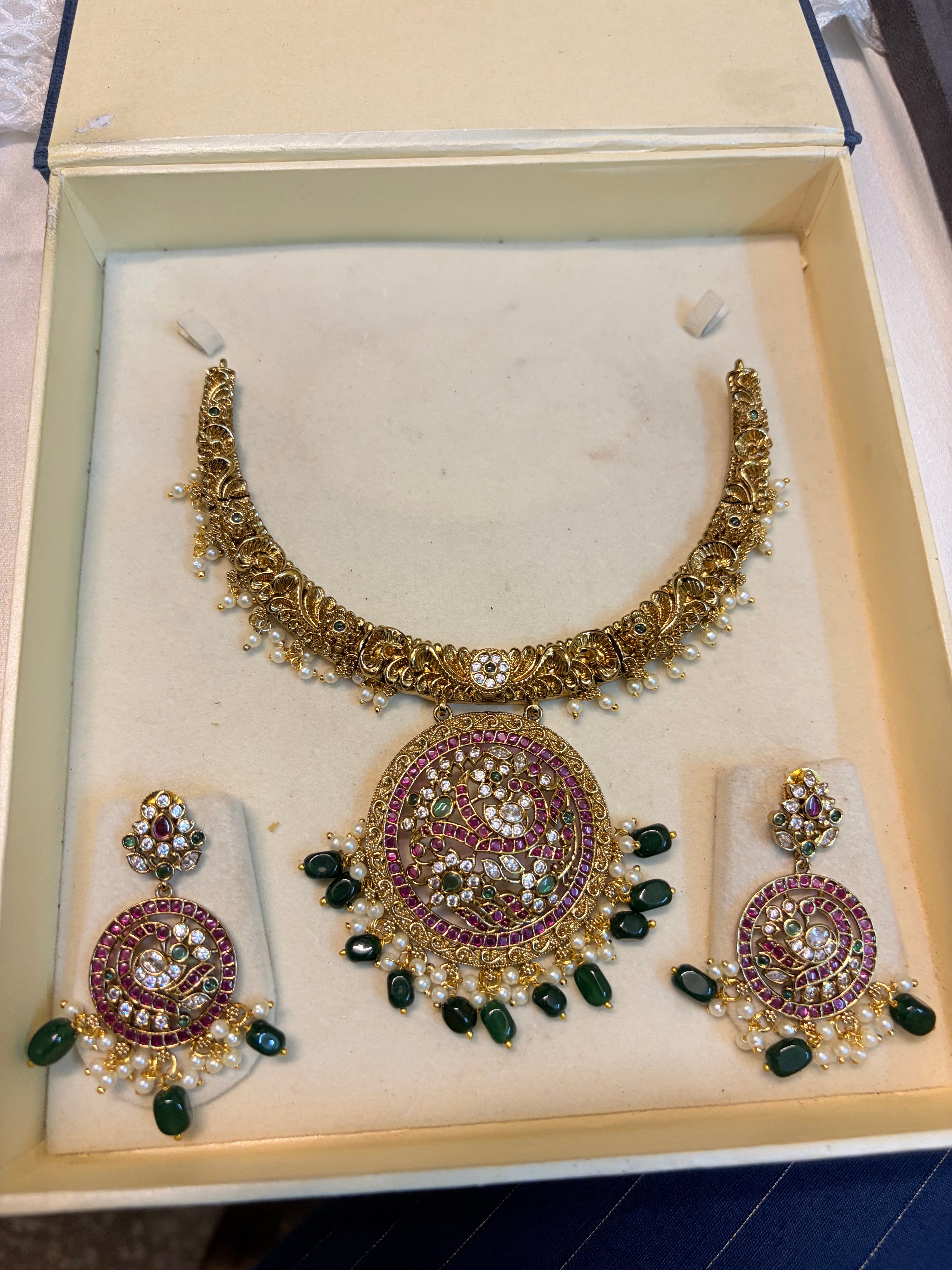 Gold Nakshi jadau kemp stones Kanti necklace set