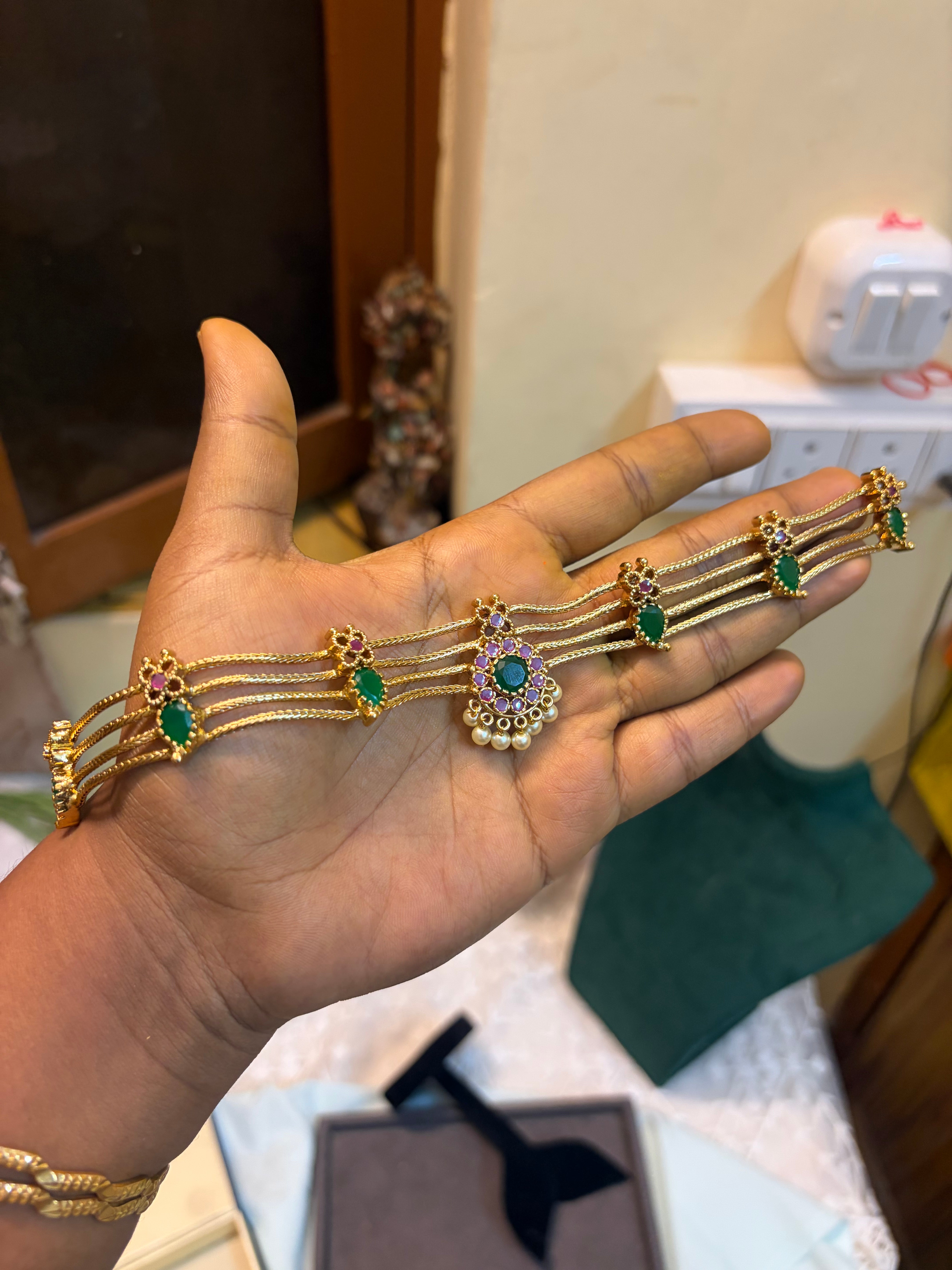 Cz stone gold antique choker set