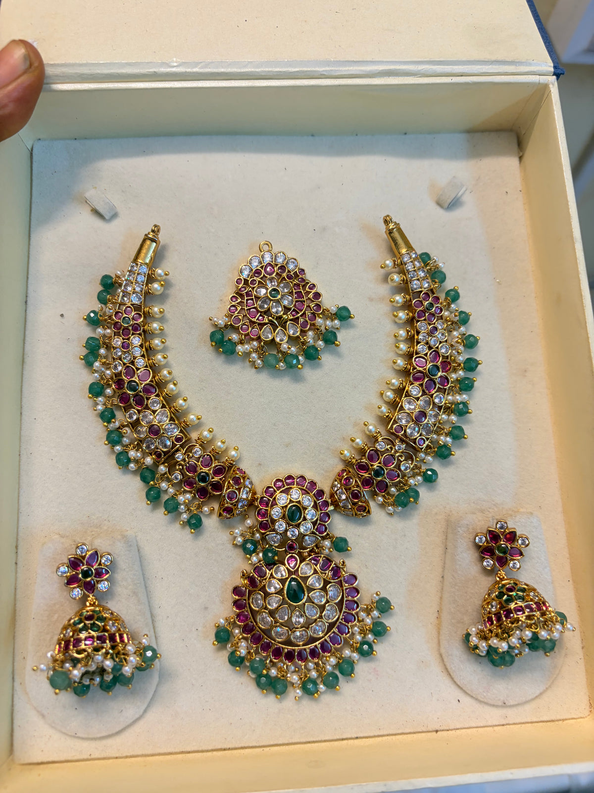 Real kemp stones jadau necklace set with detachable pendant