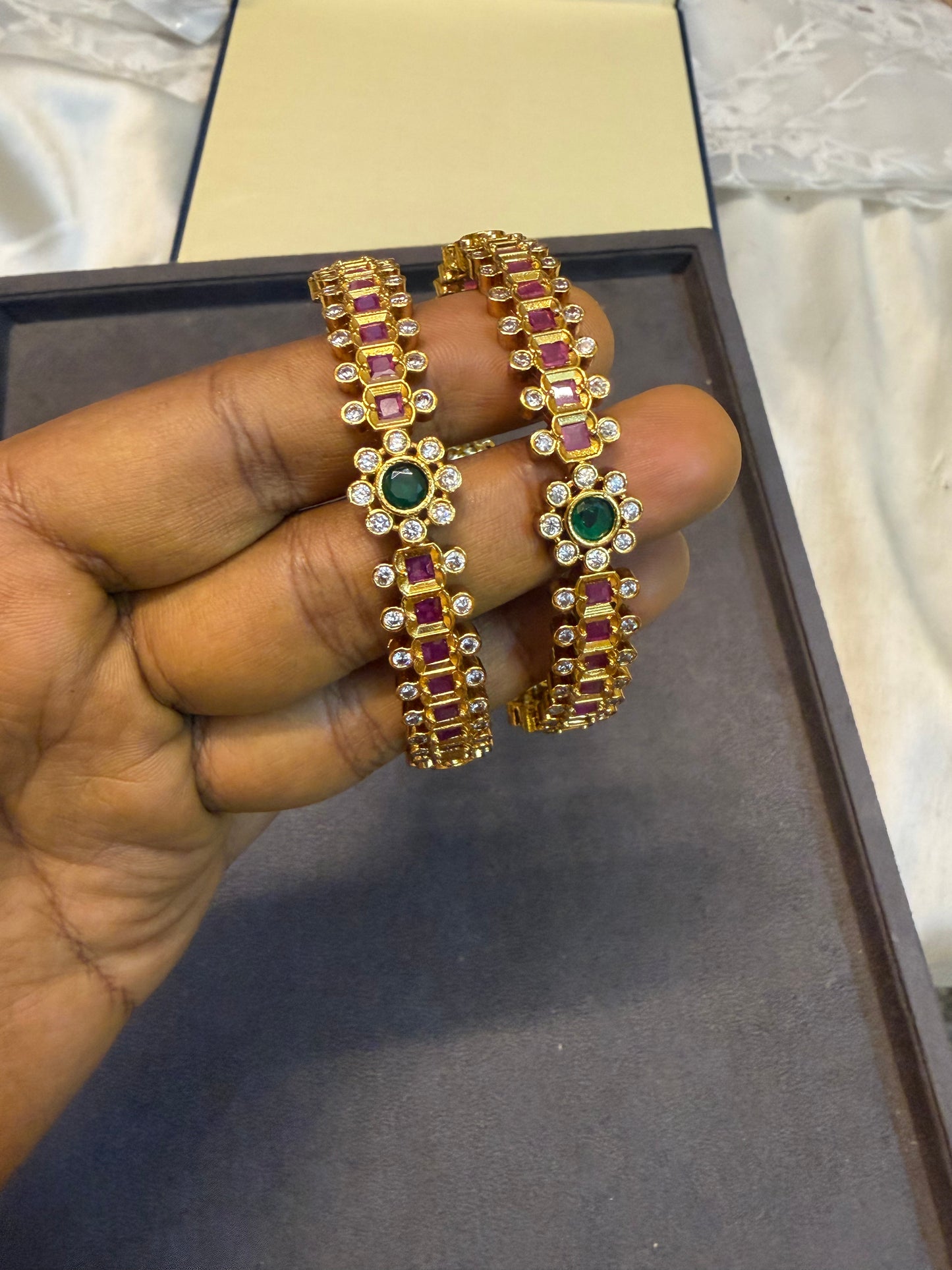 Ruby emerald kemp bangles