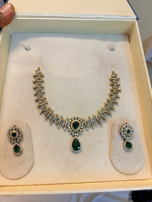Emerald jadau Kundan necklace set