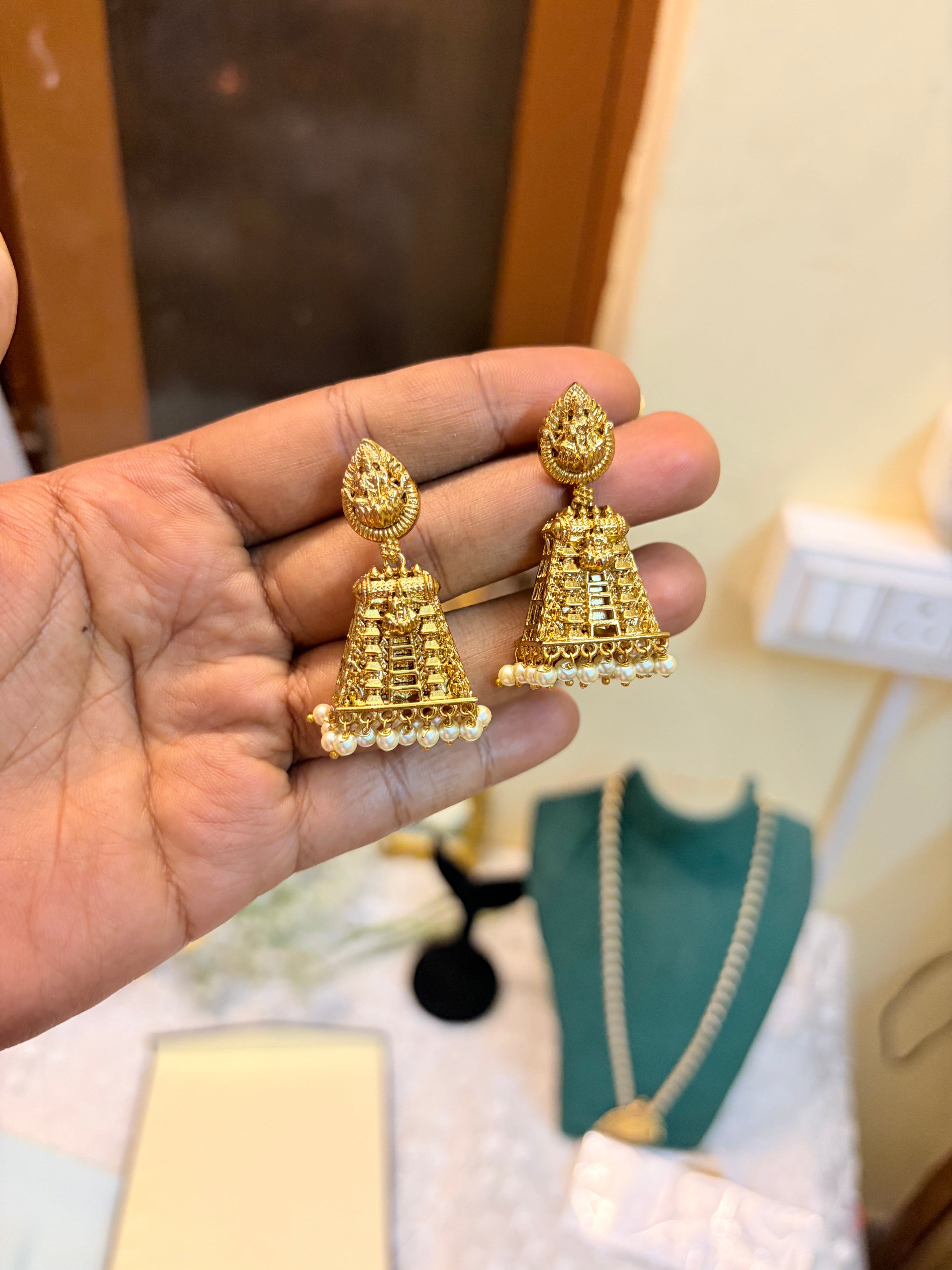 Gold Nakshi Jhumka