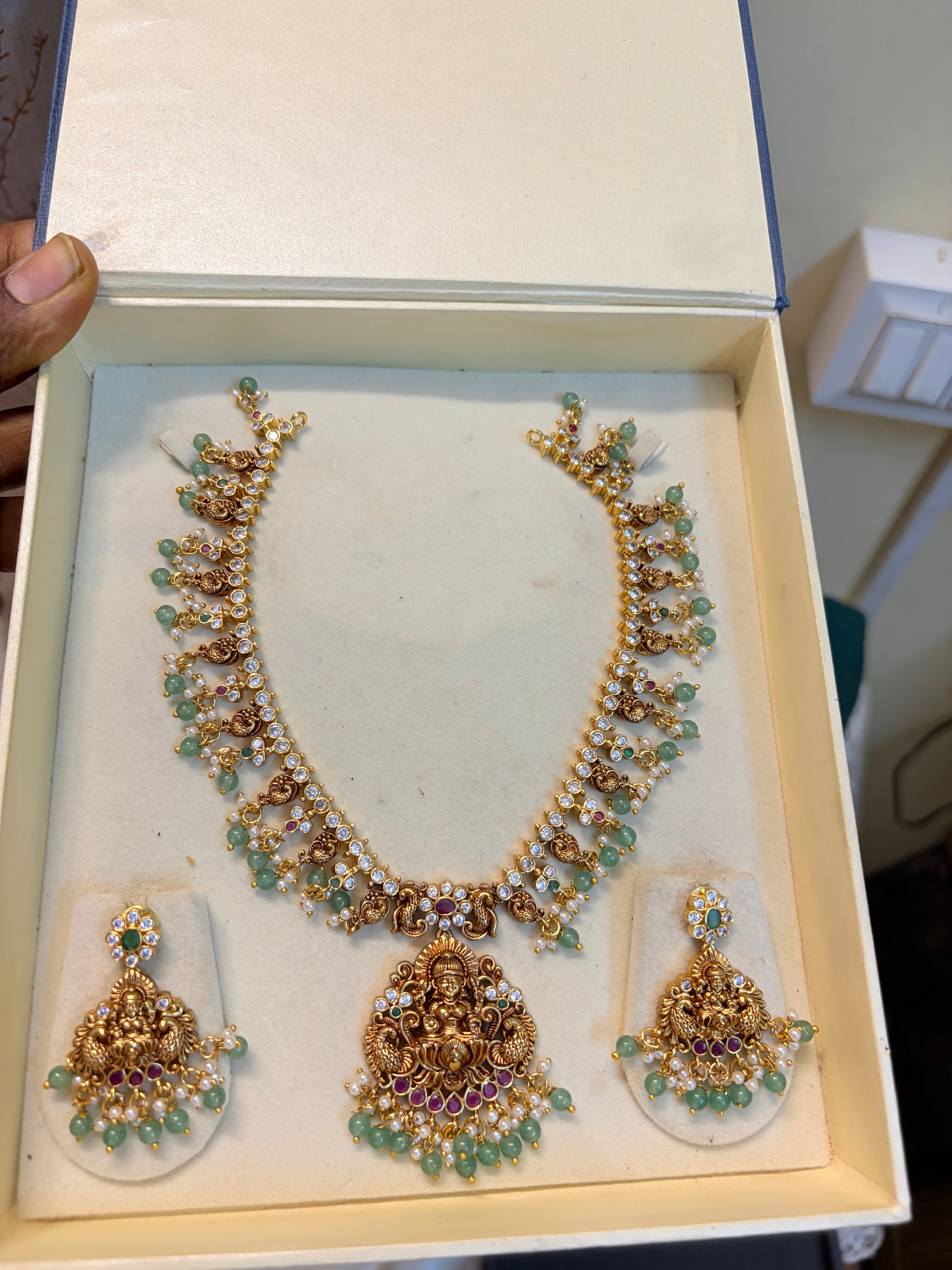 Heritage Lakshmi gold antique jadau necklace set