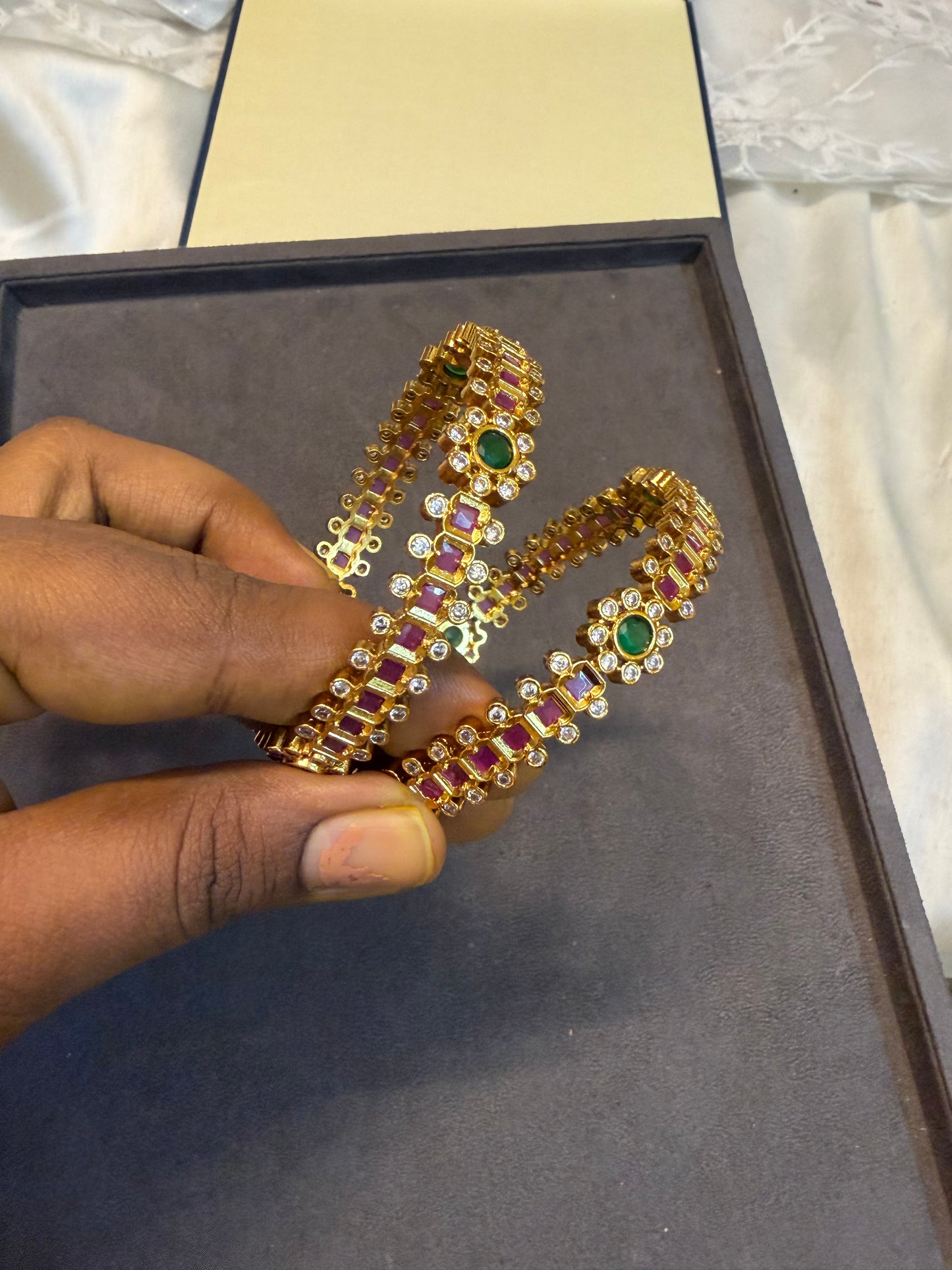 Ruby emerald kemp bangles