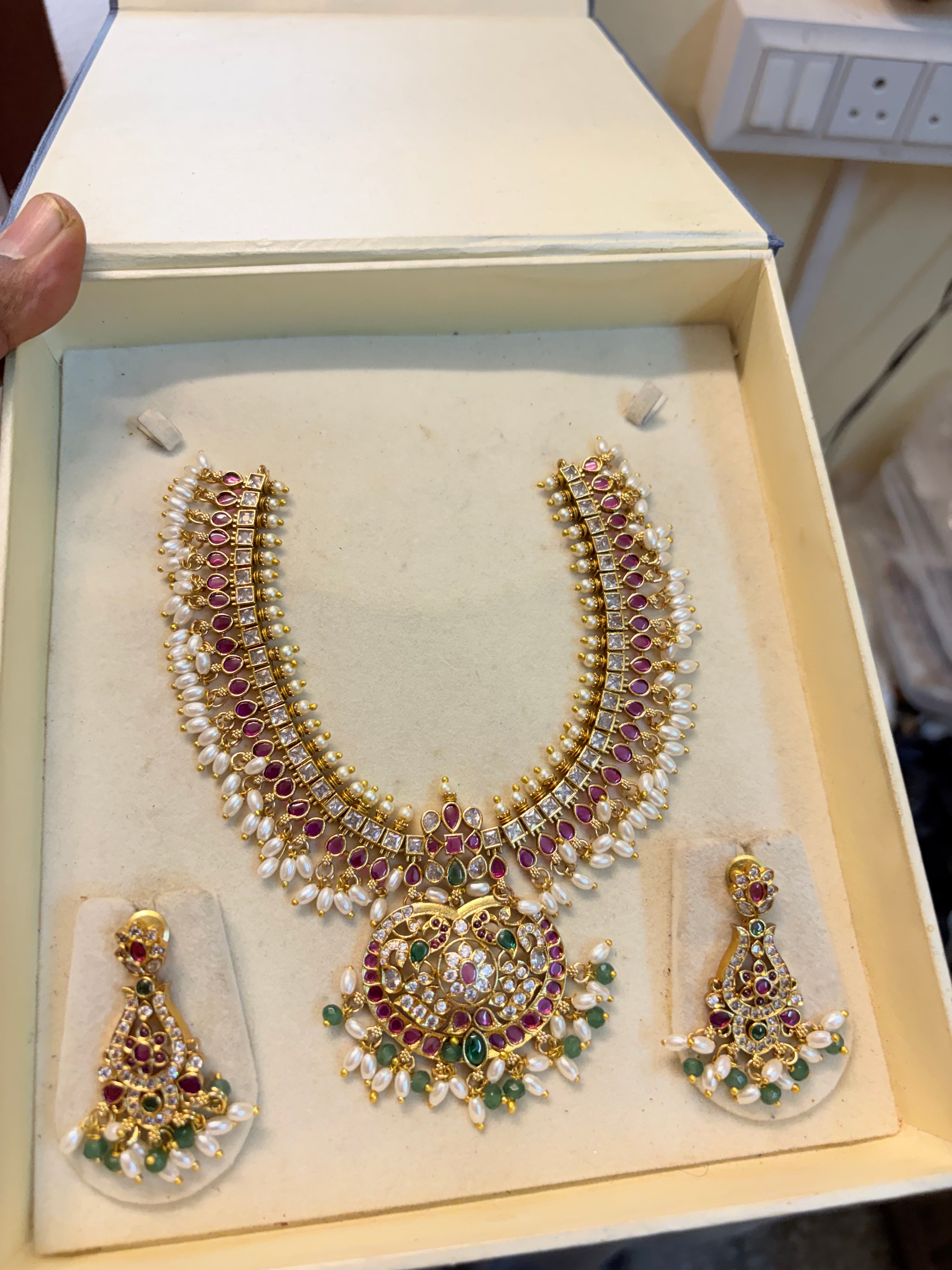 Real kemp stones jadau necklace set premium quality
