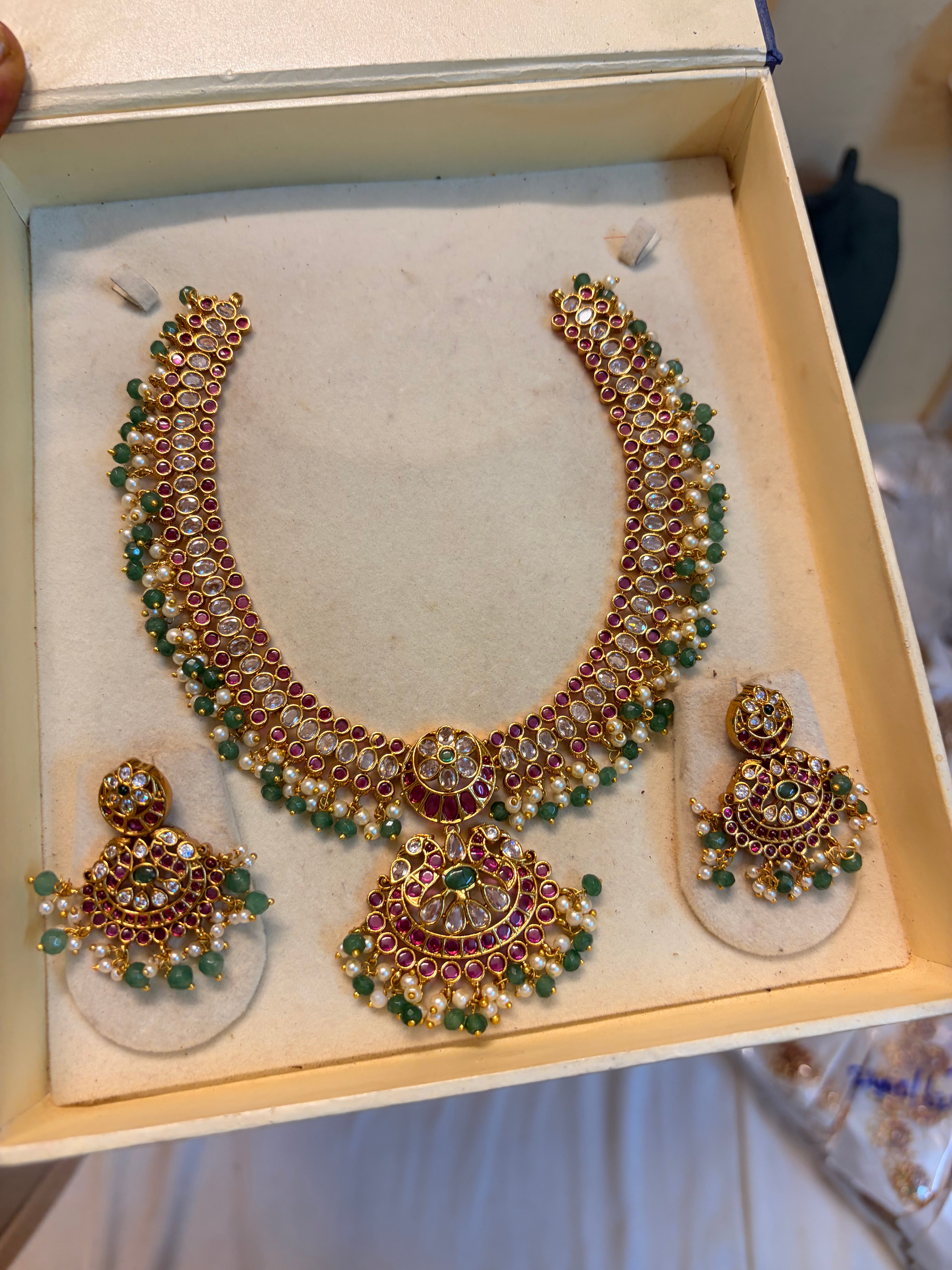 Real kemp stones jadau neck last premium quality