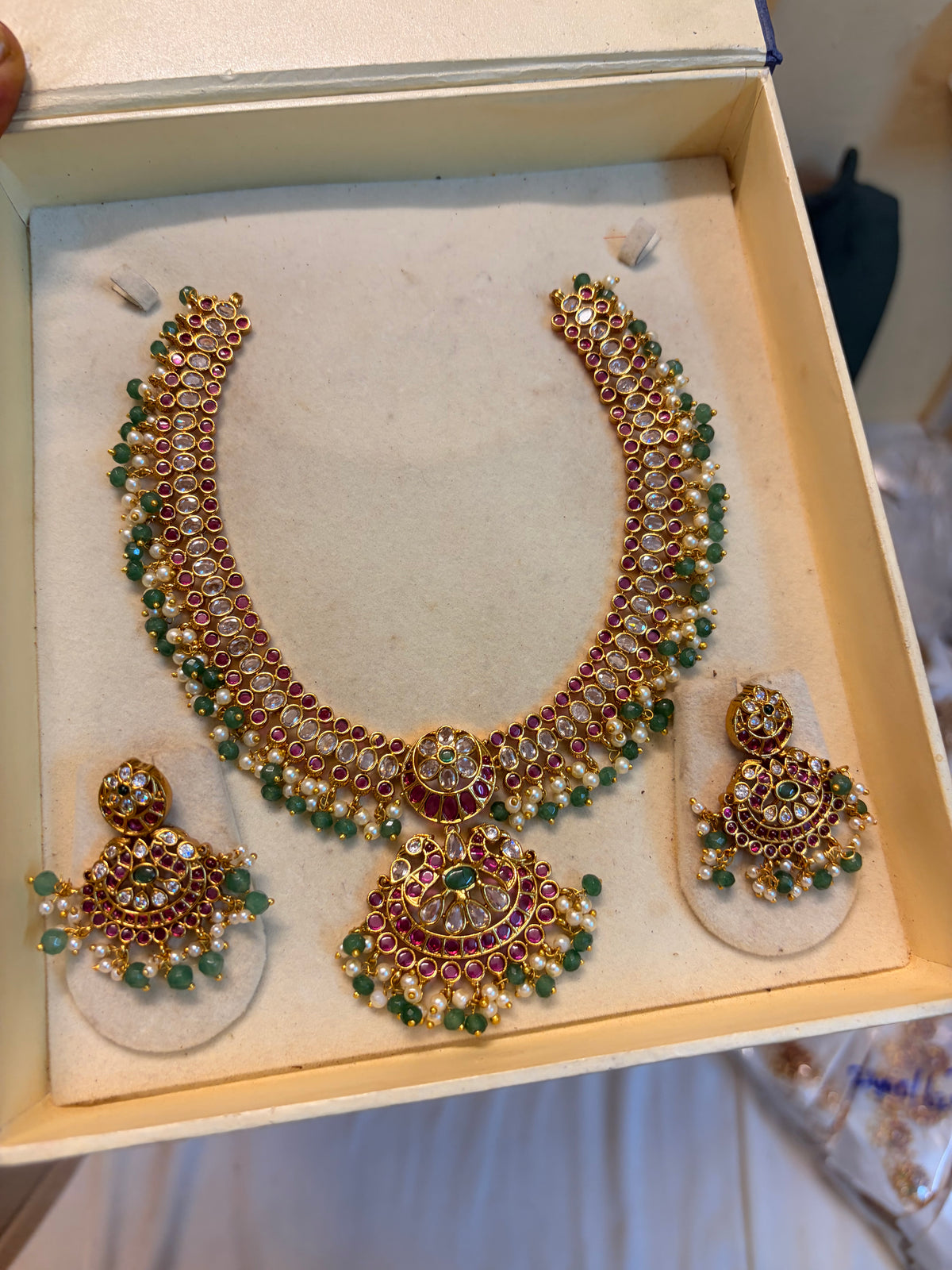 Real kemp stones jadau neck last premium quality