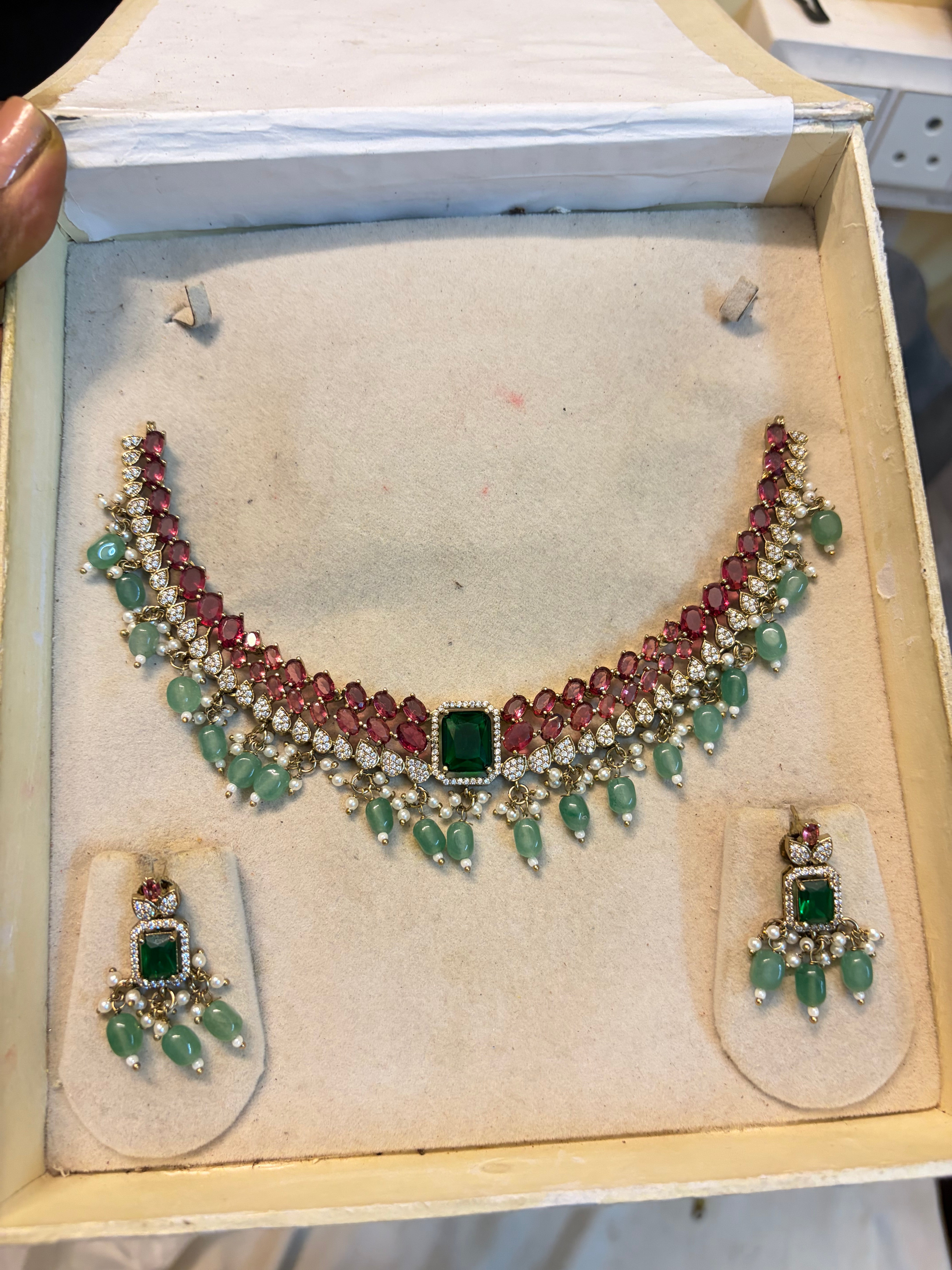 Ruby Red Jadau necklace set