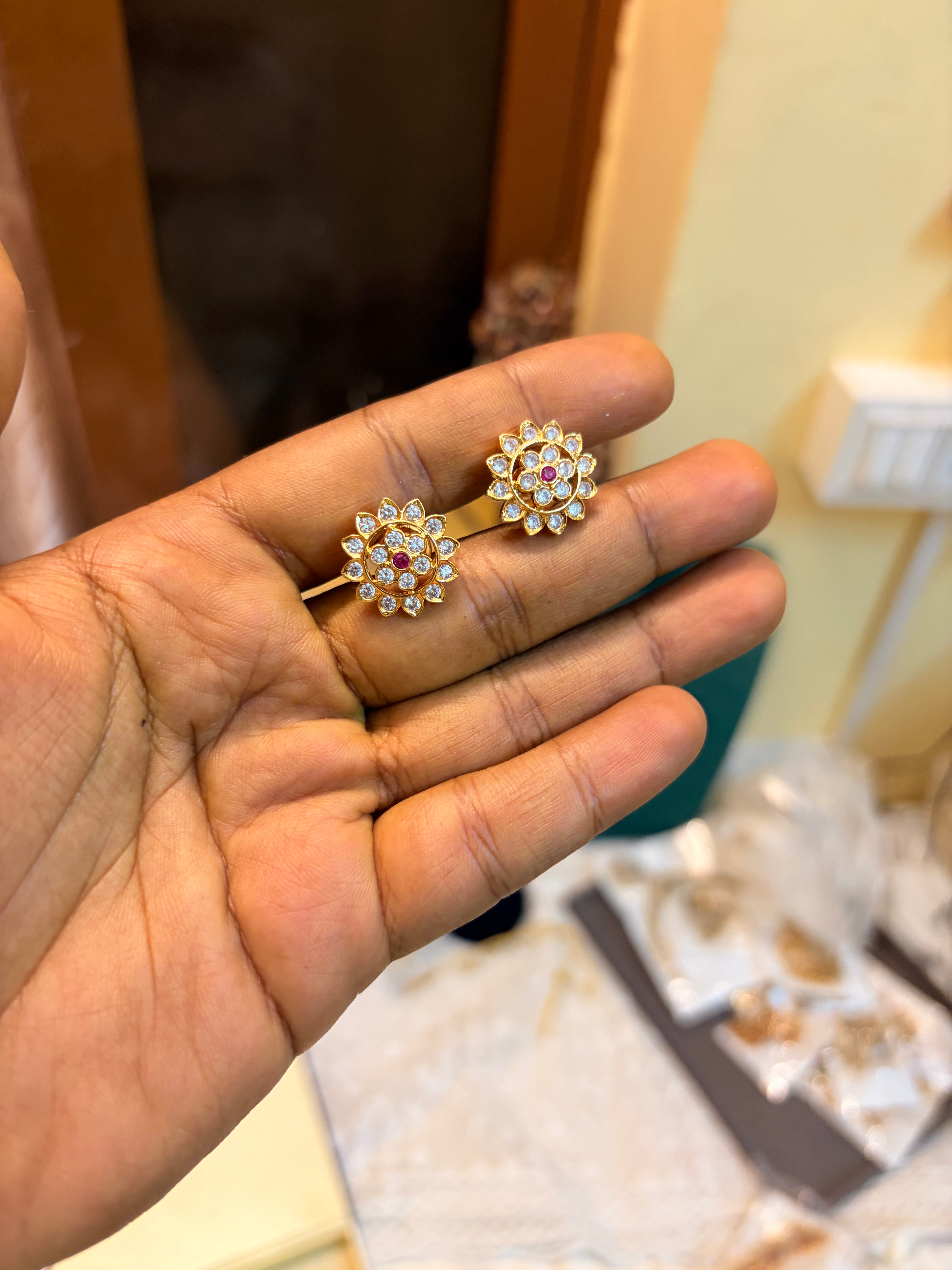Panchaloham daily wear screw back stud