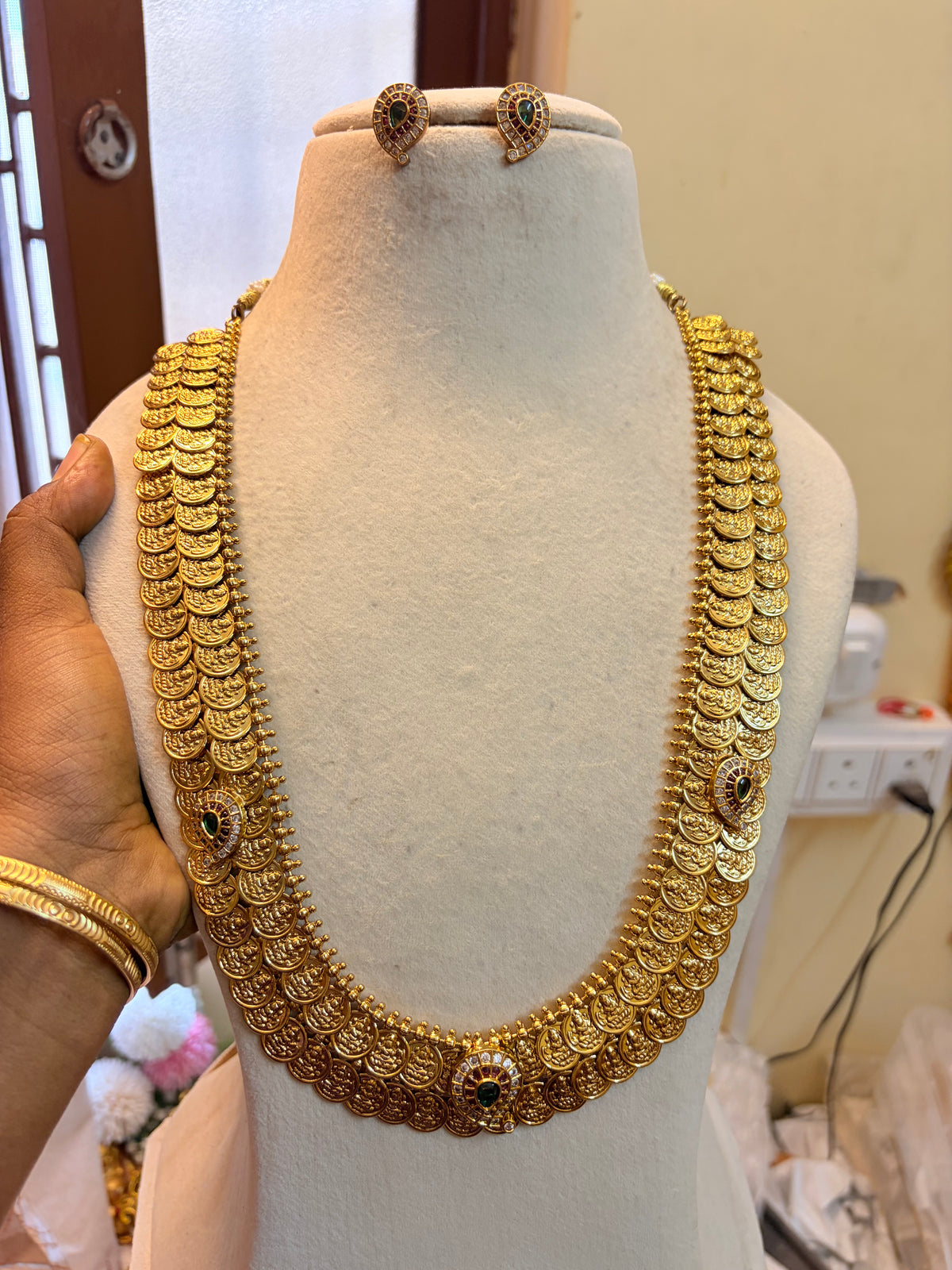 Gold antique Mango motif Lakshmi coin haram