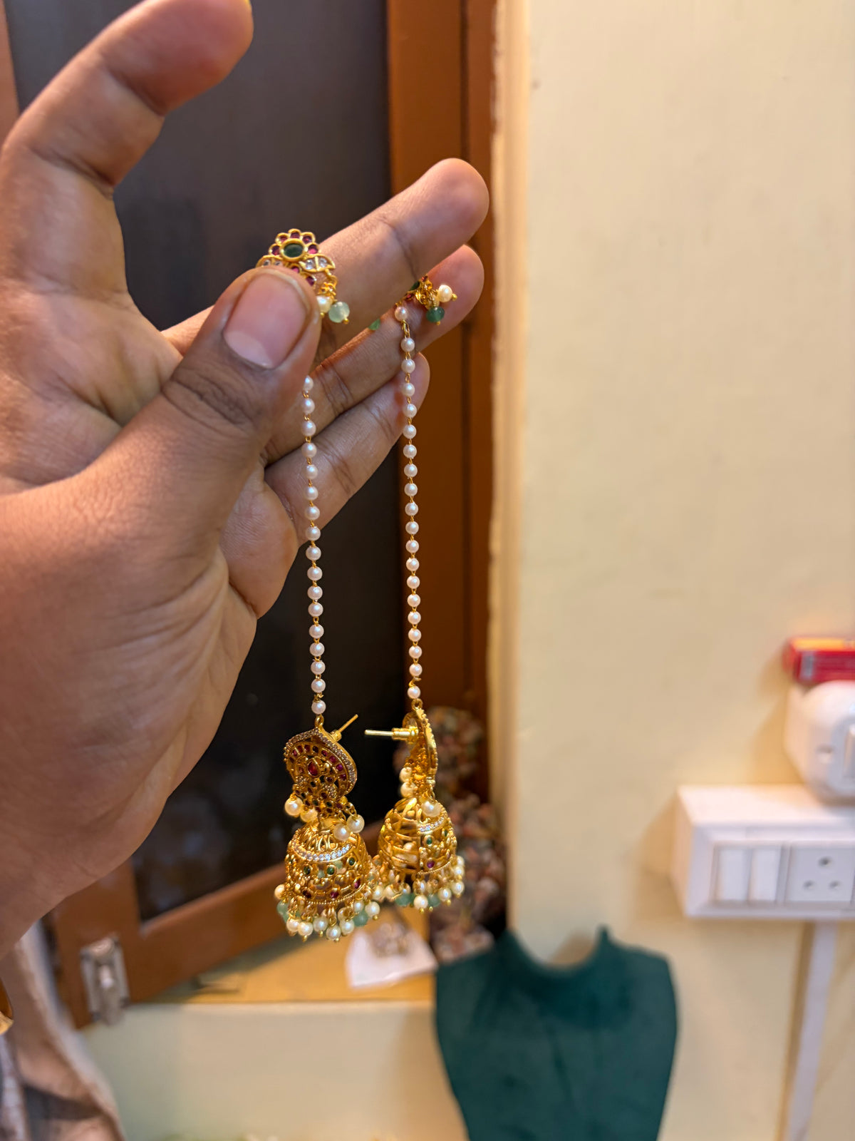 Cz stone Jhumka with earchain attached