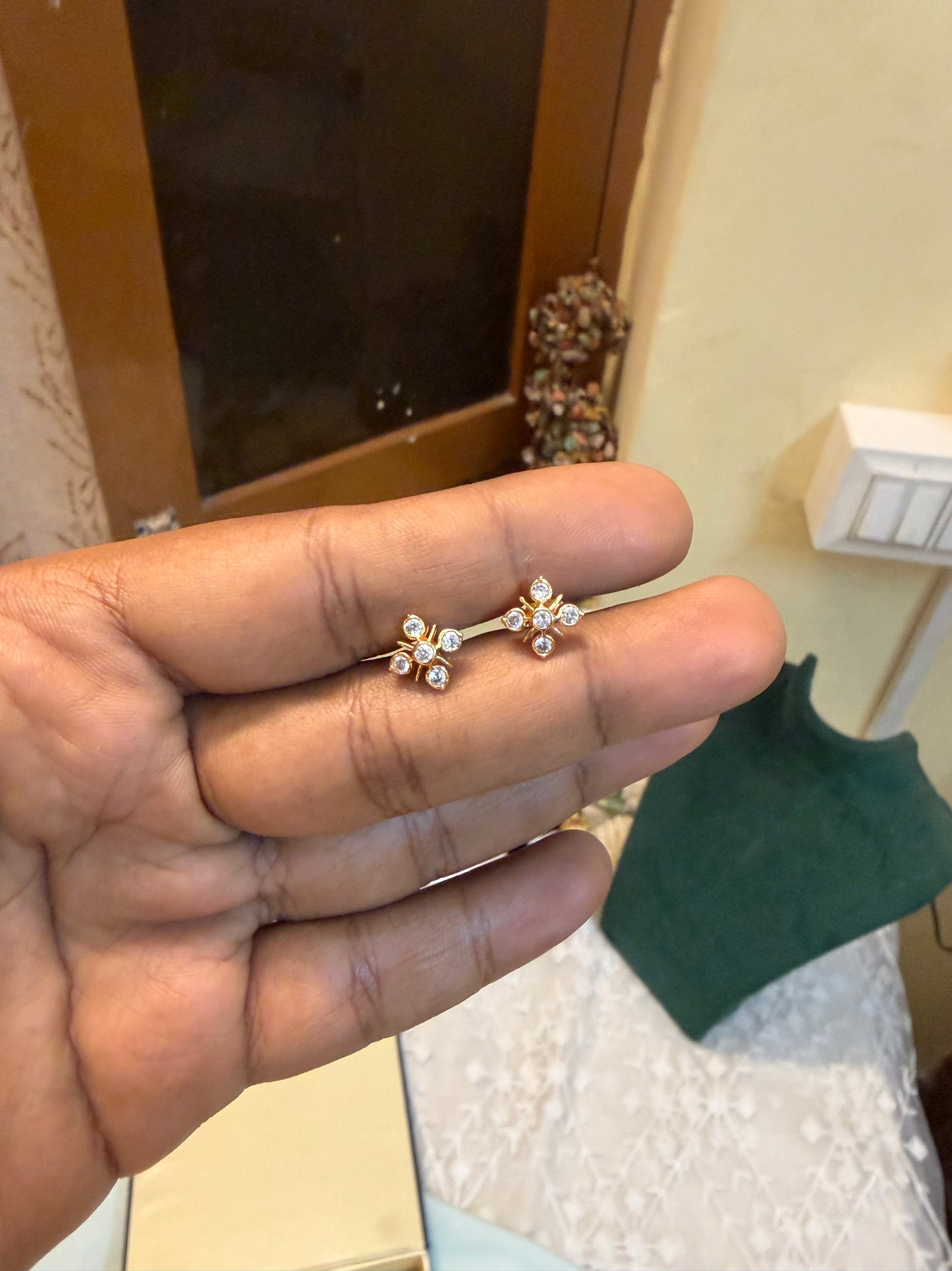Panchaloham daily wear Cz screw back stud