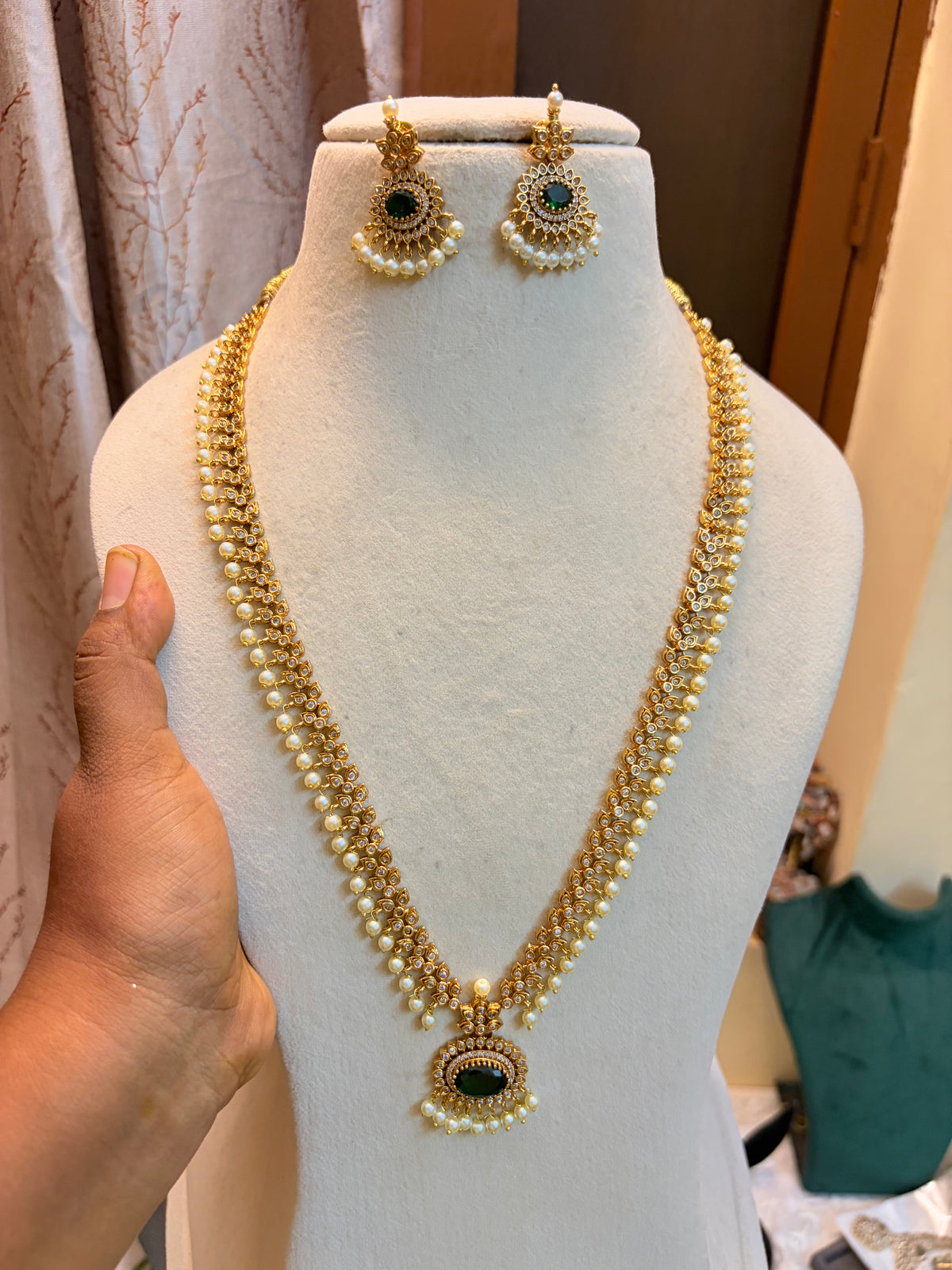 Classic Cz stones emerald jadau haram