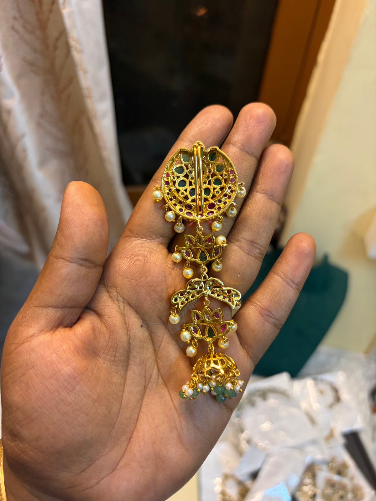 Kemp stones jadau hair accessories