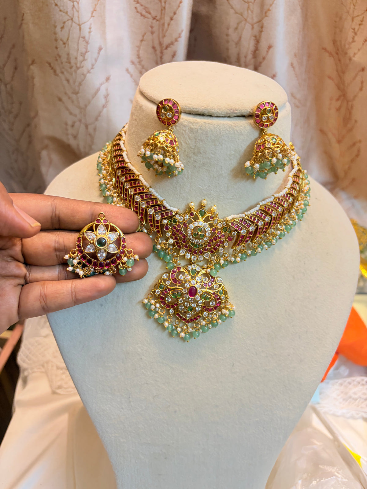 Heritage real kemp stones jadau choker set with detachable pendant