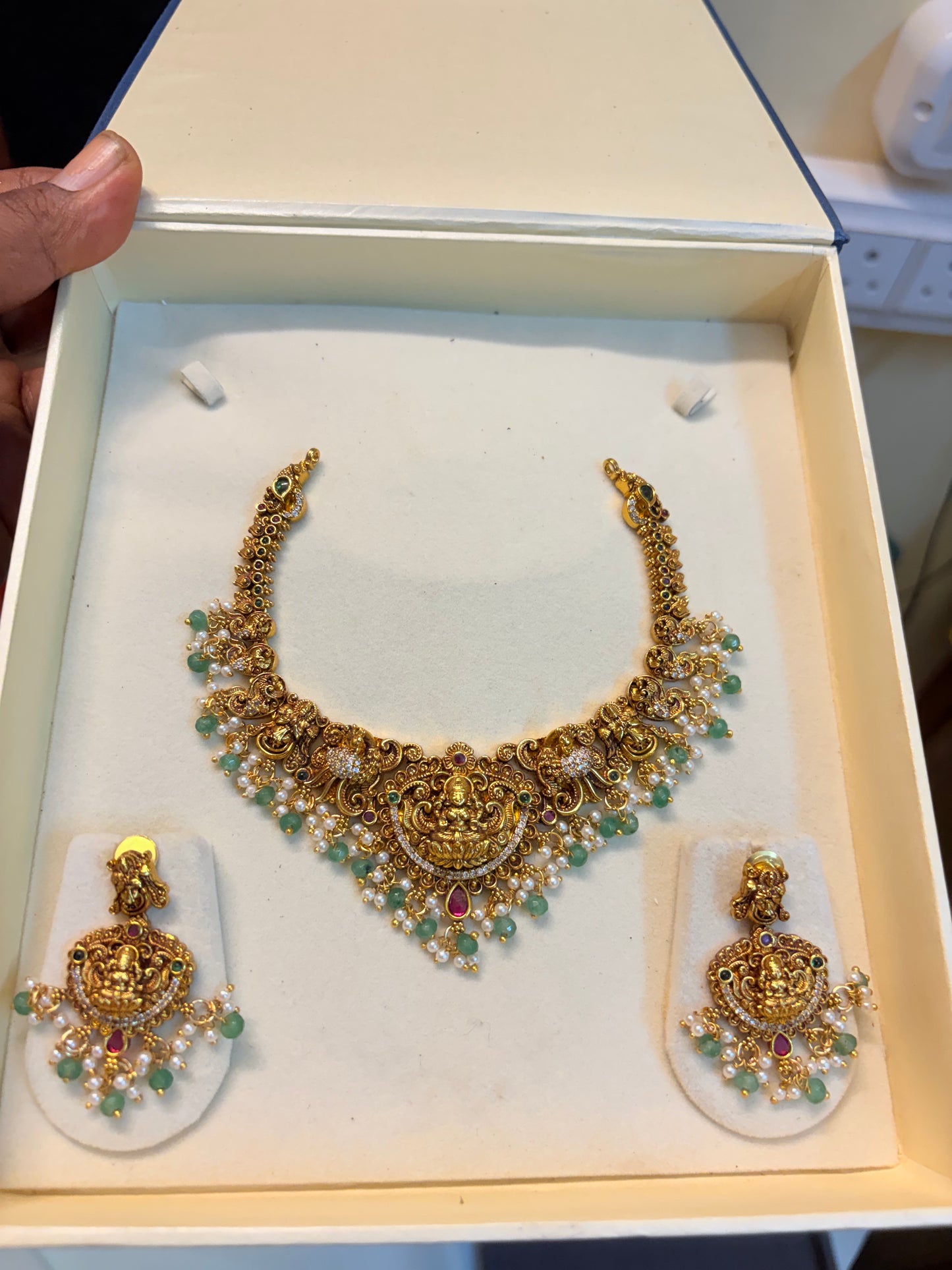 Gold Nakshi jadau necklace set
